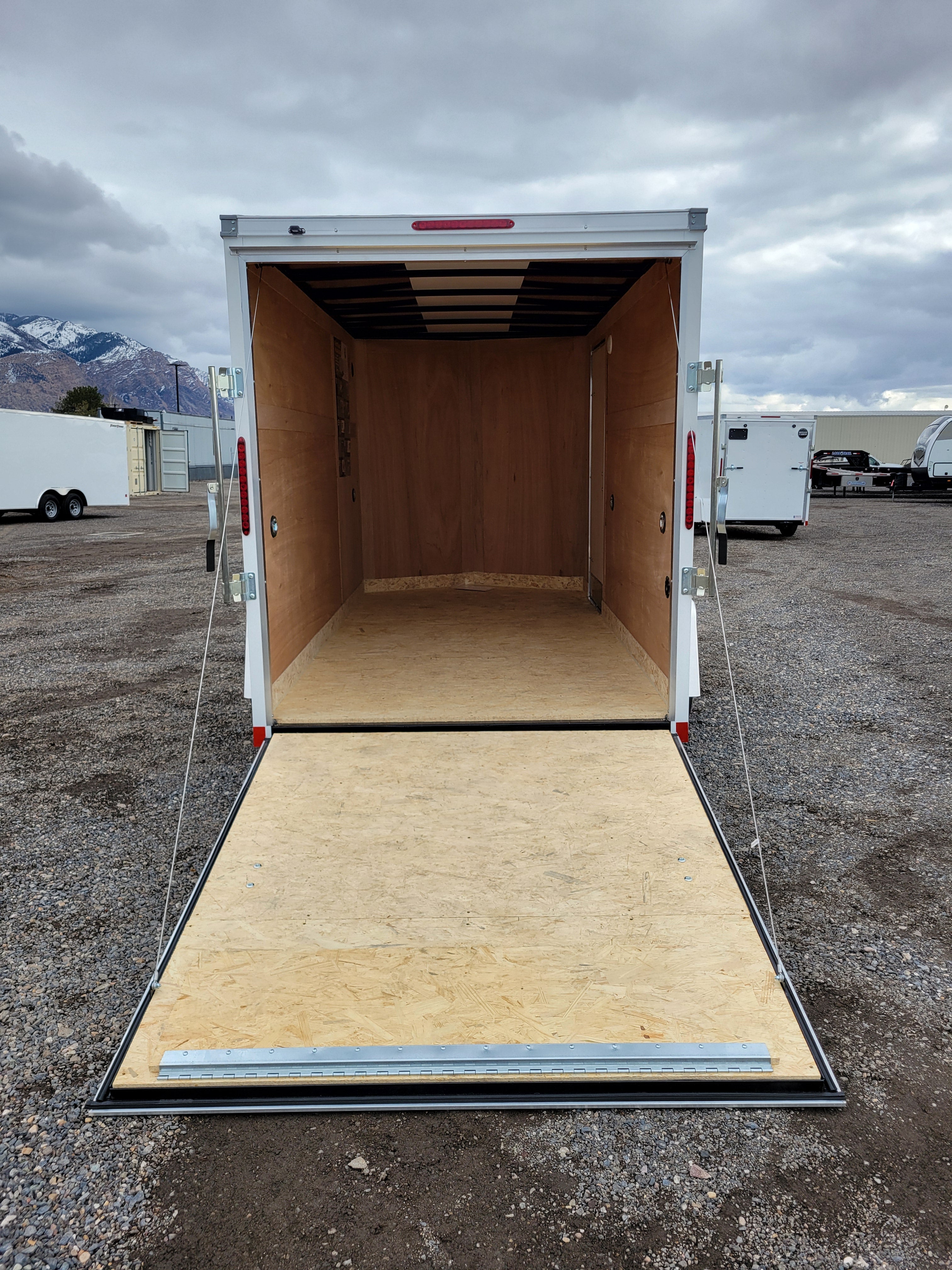 2025 Wells Cargo 6 x 12 enclosed Trailer