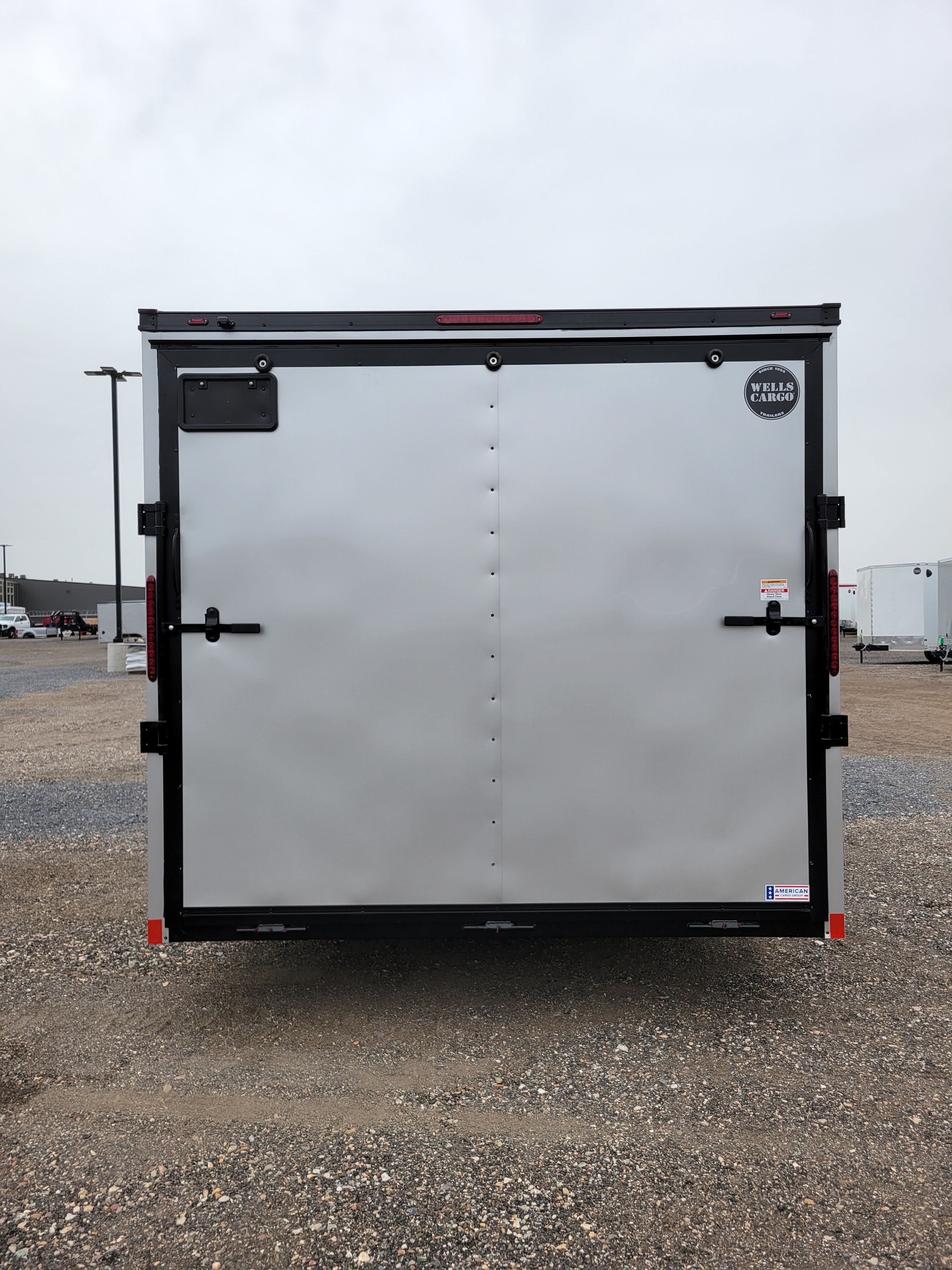 2025 Wells Cargo 8.5 x 24 Deluxe Enclosed Traler