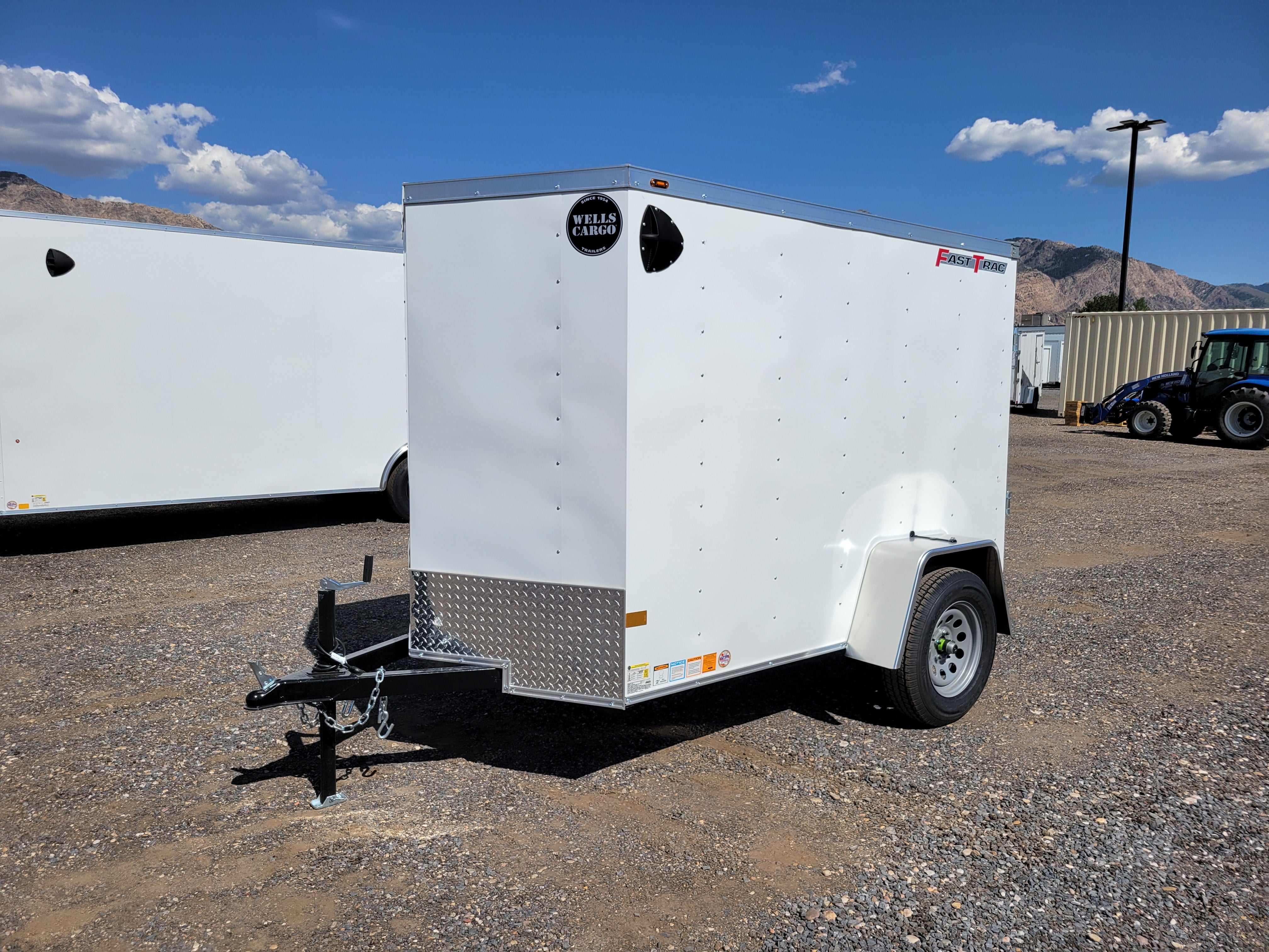2025 Wells Cargo 5 x 8 Enclosed Trailer