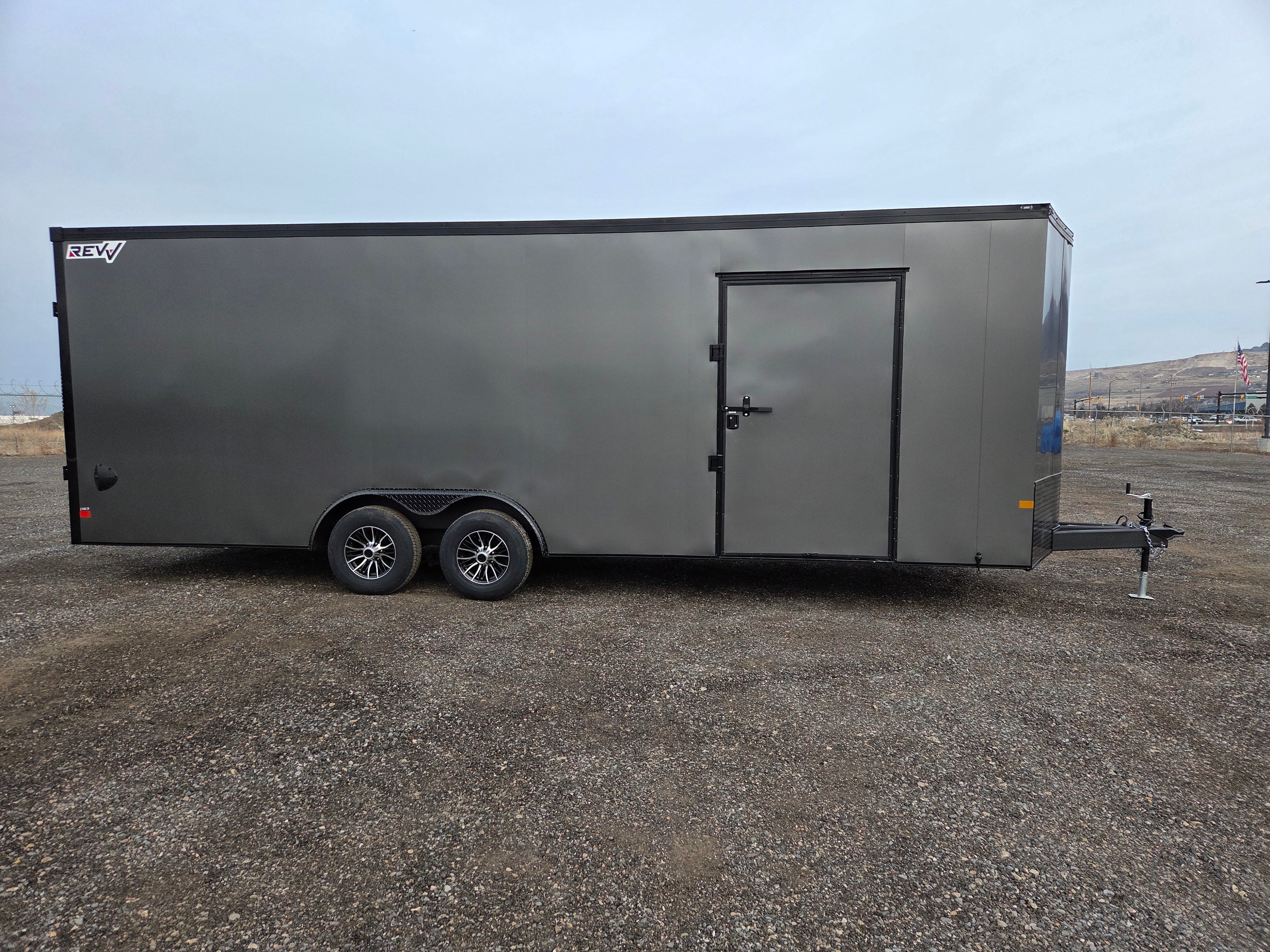 Phantom PKG 24' REVV Enclosed Trailer