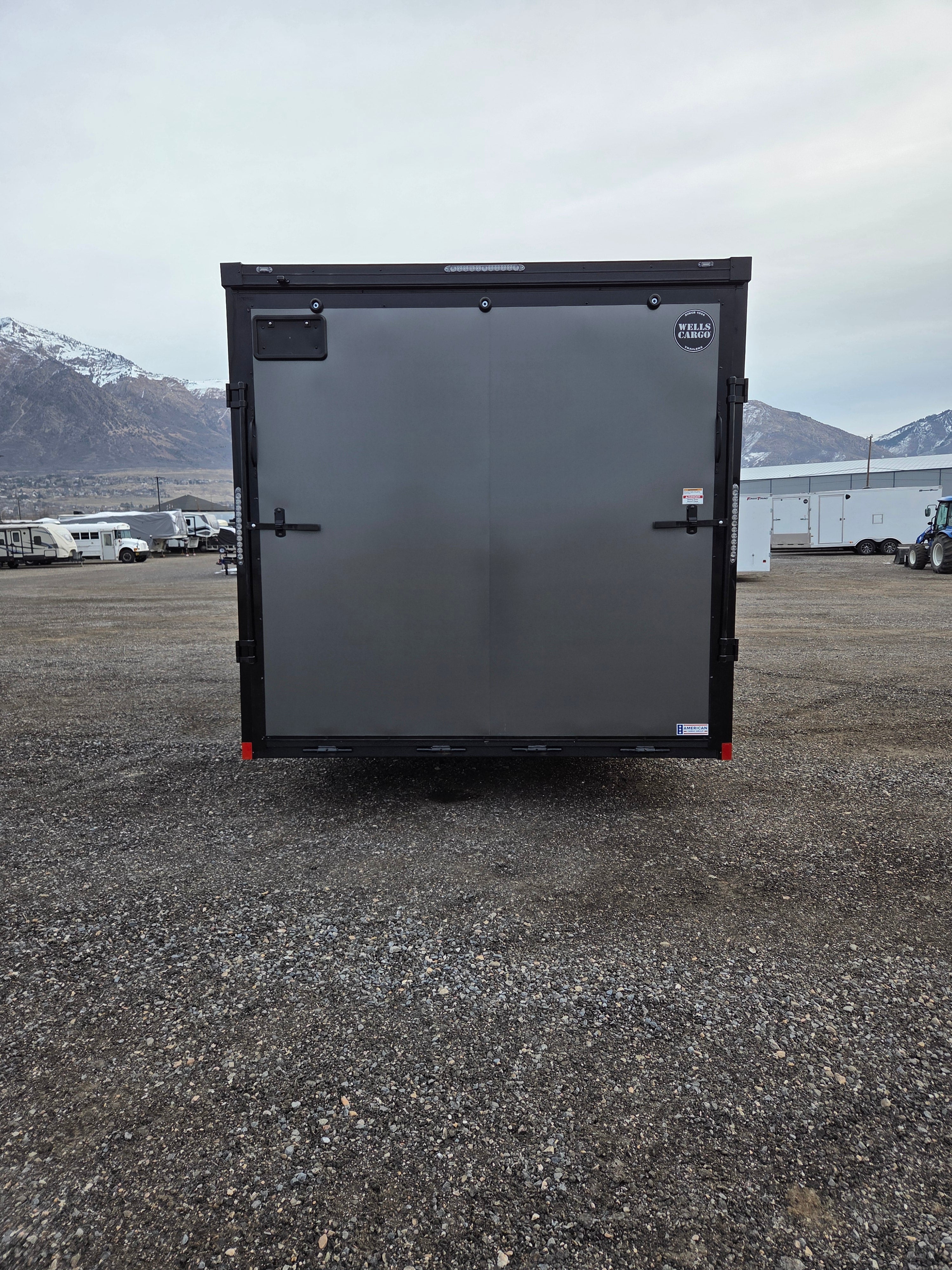 Phantom PKG 24' REVV Enclosed Trailer