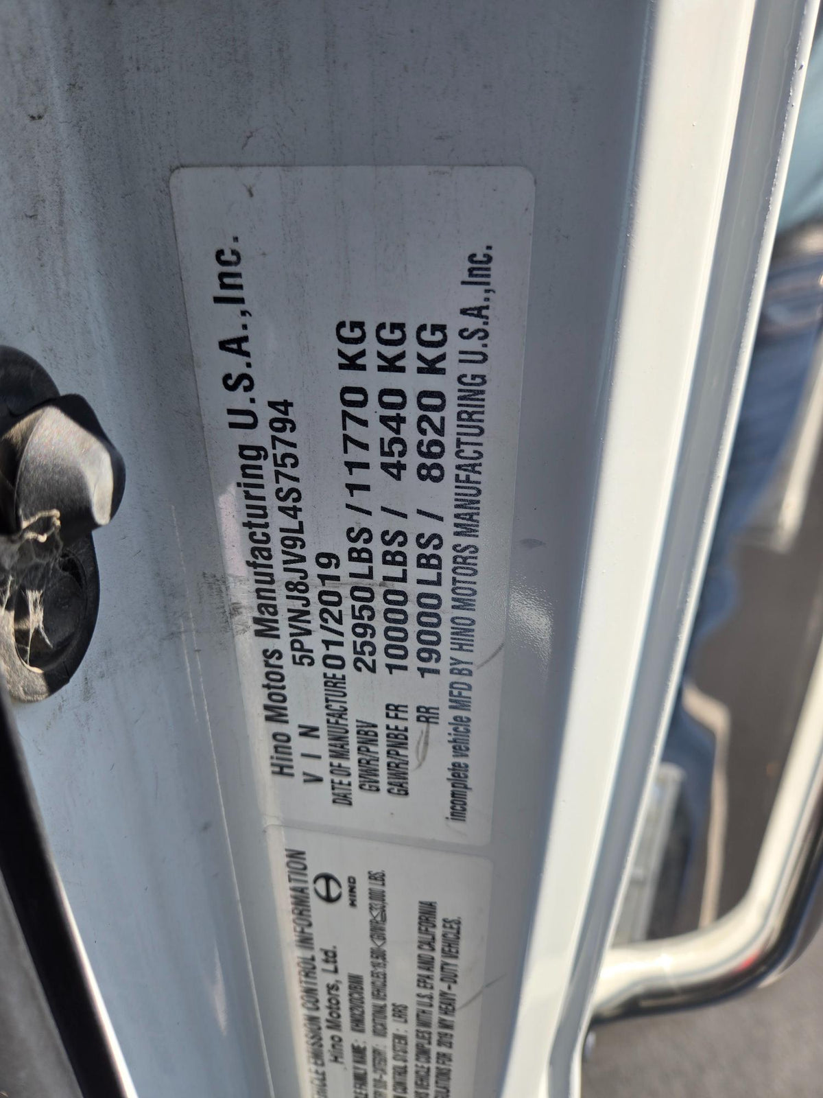 USED 2020 HINO 268A 26,000 GVW 26' BOX TRUCK