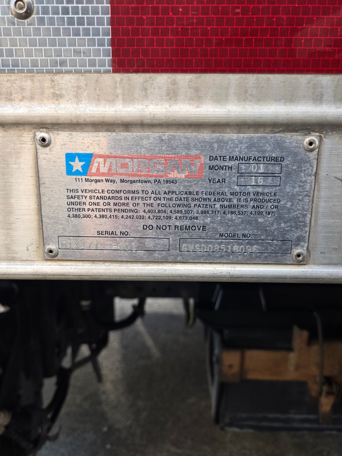 USED 2016 ISUZU NQR 16' BOX TRUCK