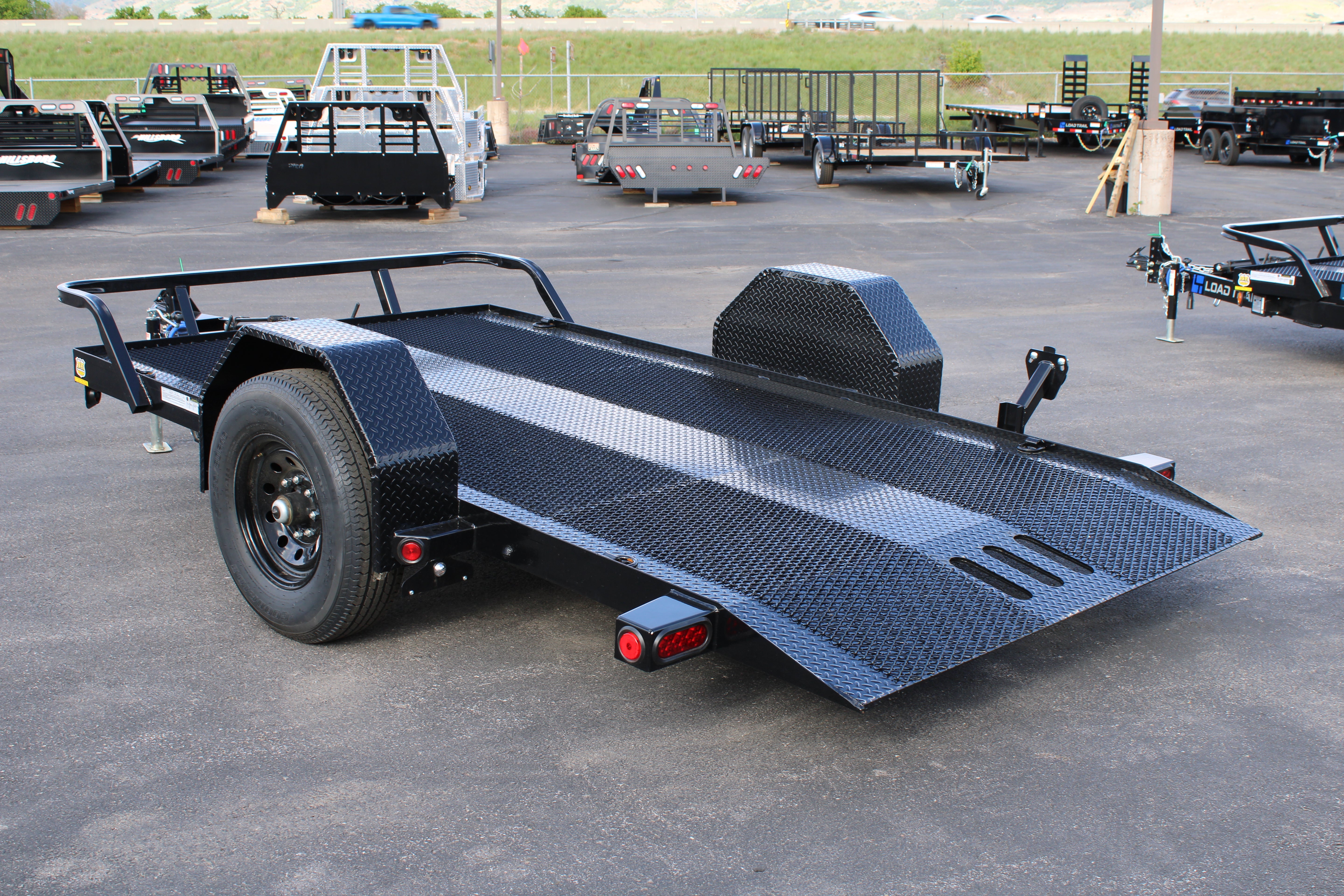 2025 Load Trail 5 x 10 Scissor Hauler