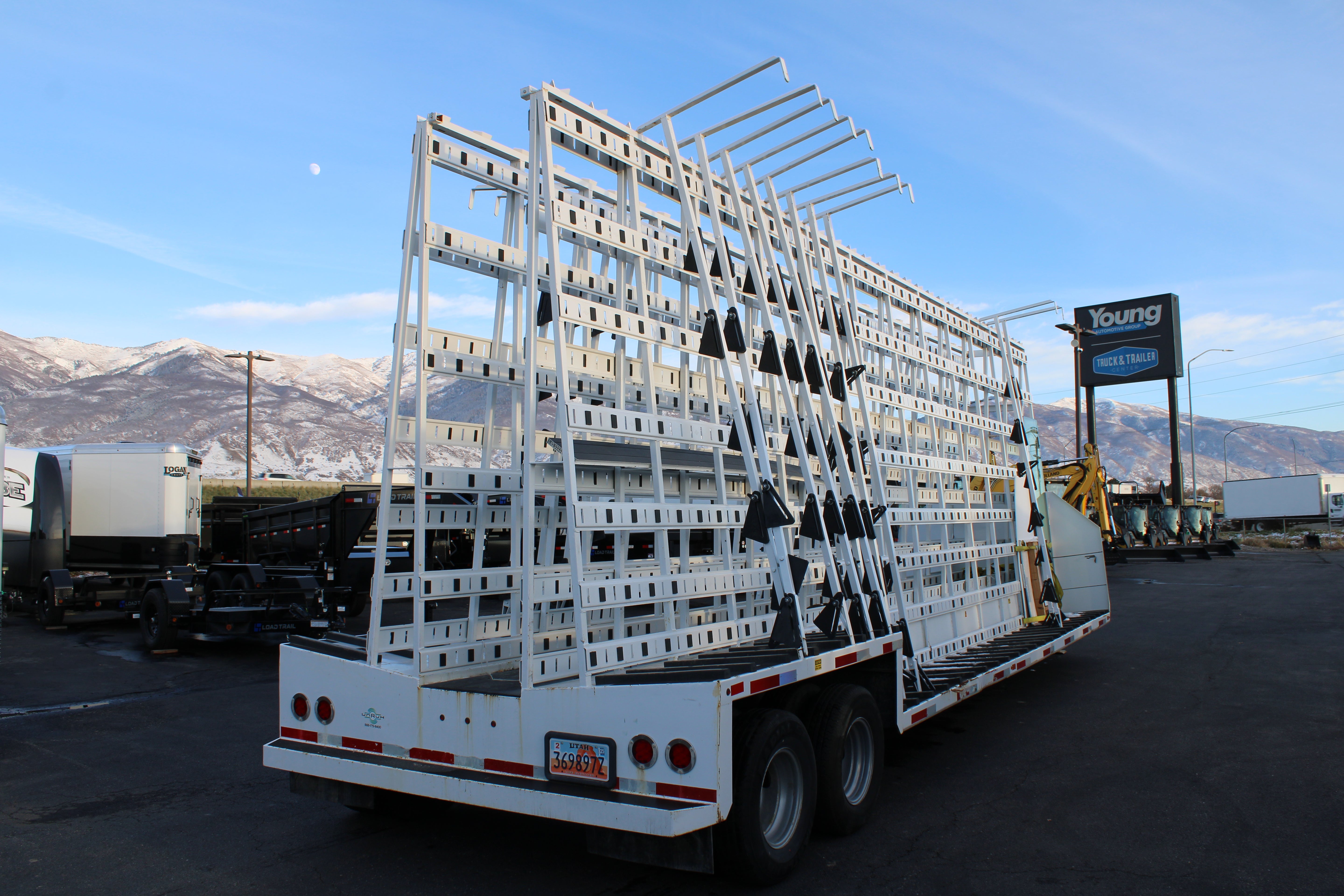 30ft Gooseneck Glass Transport Trailer