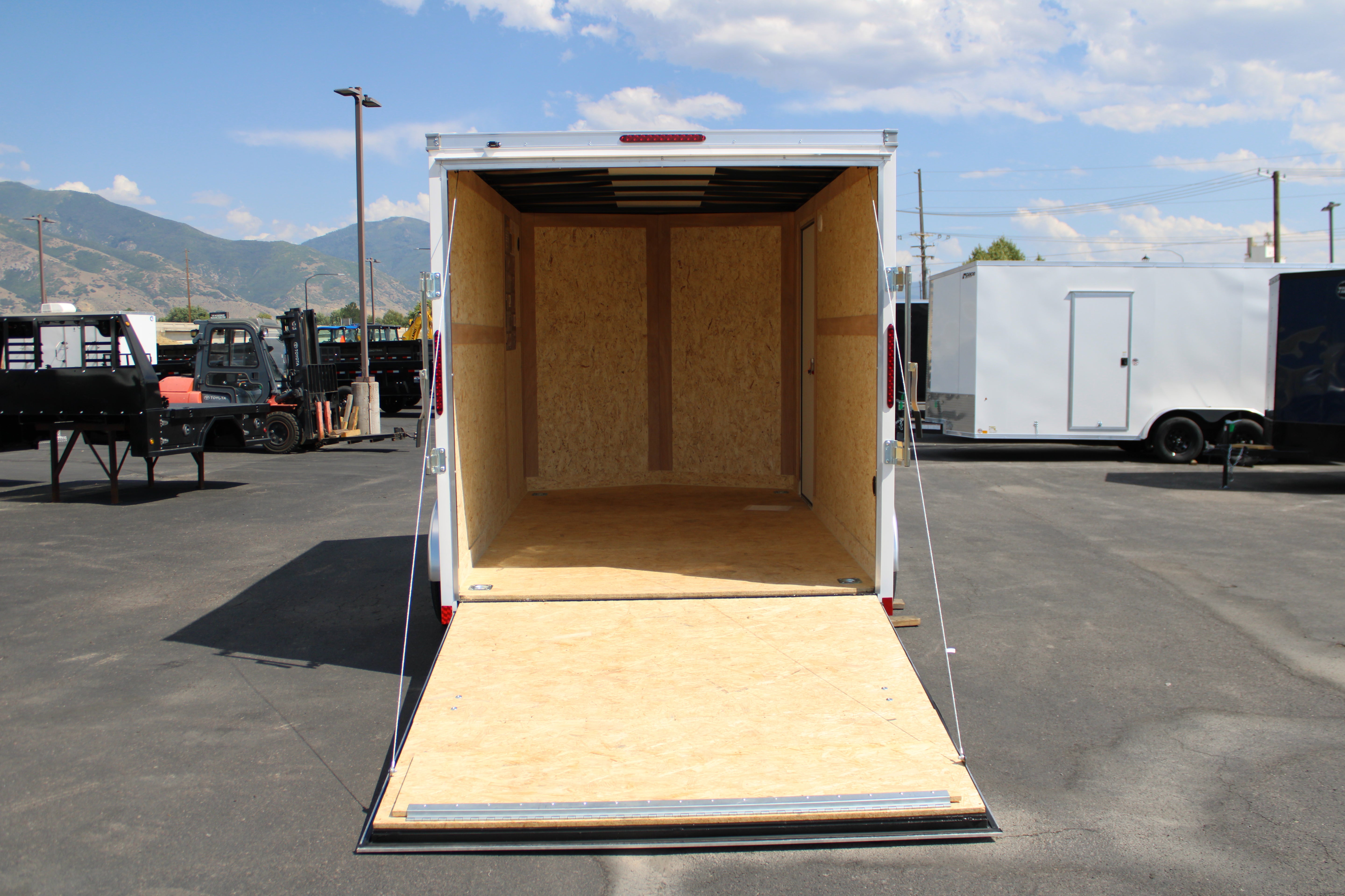 2025 Wells Cargo 7 x 12 Deluxe Enclosed Trailer