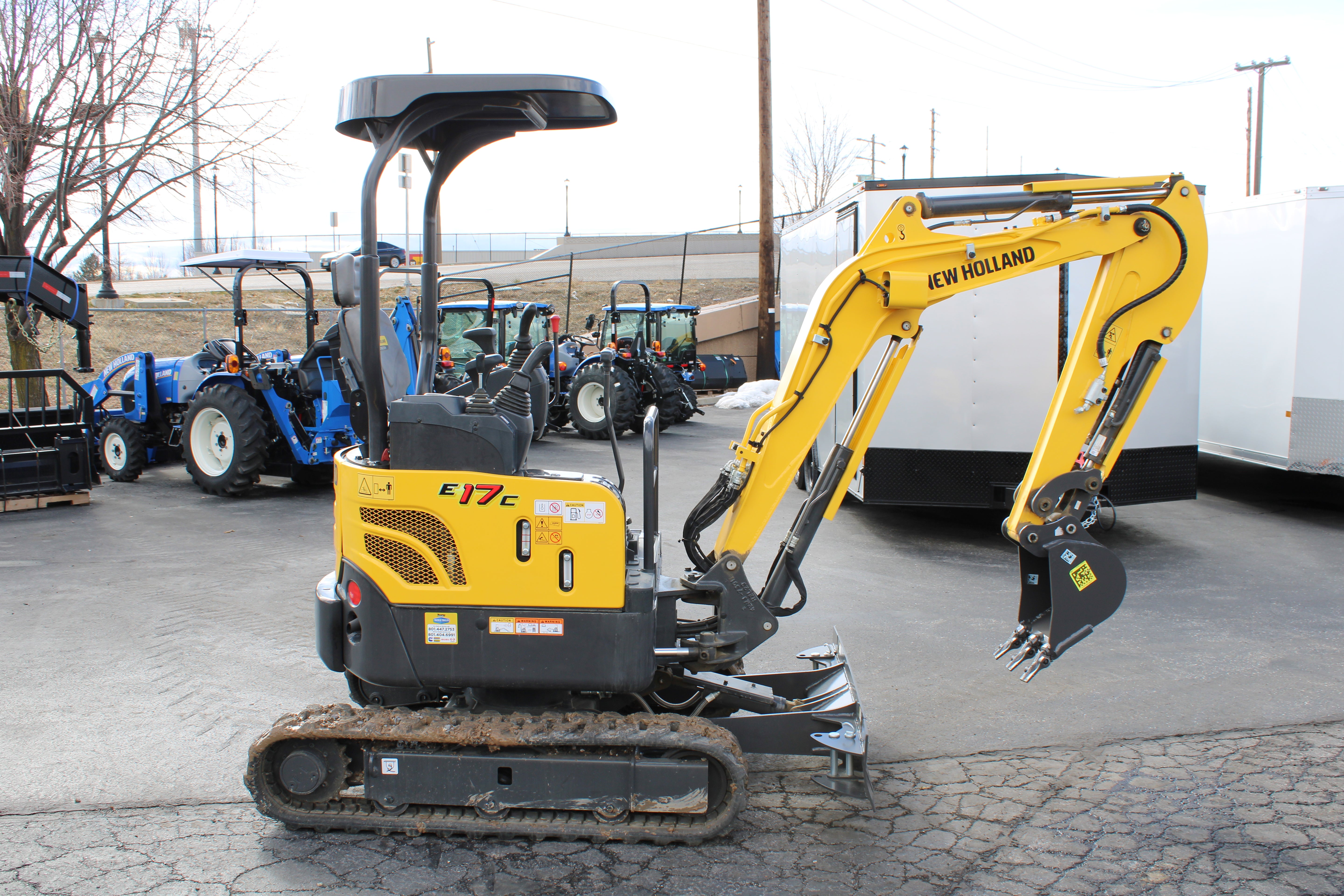 2025 New Holland E17C Mini Excavator
