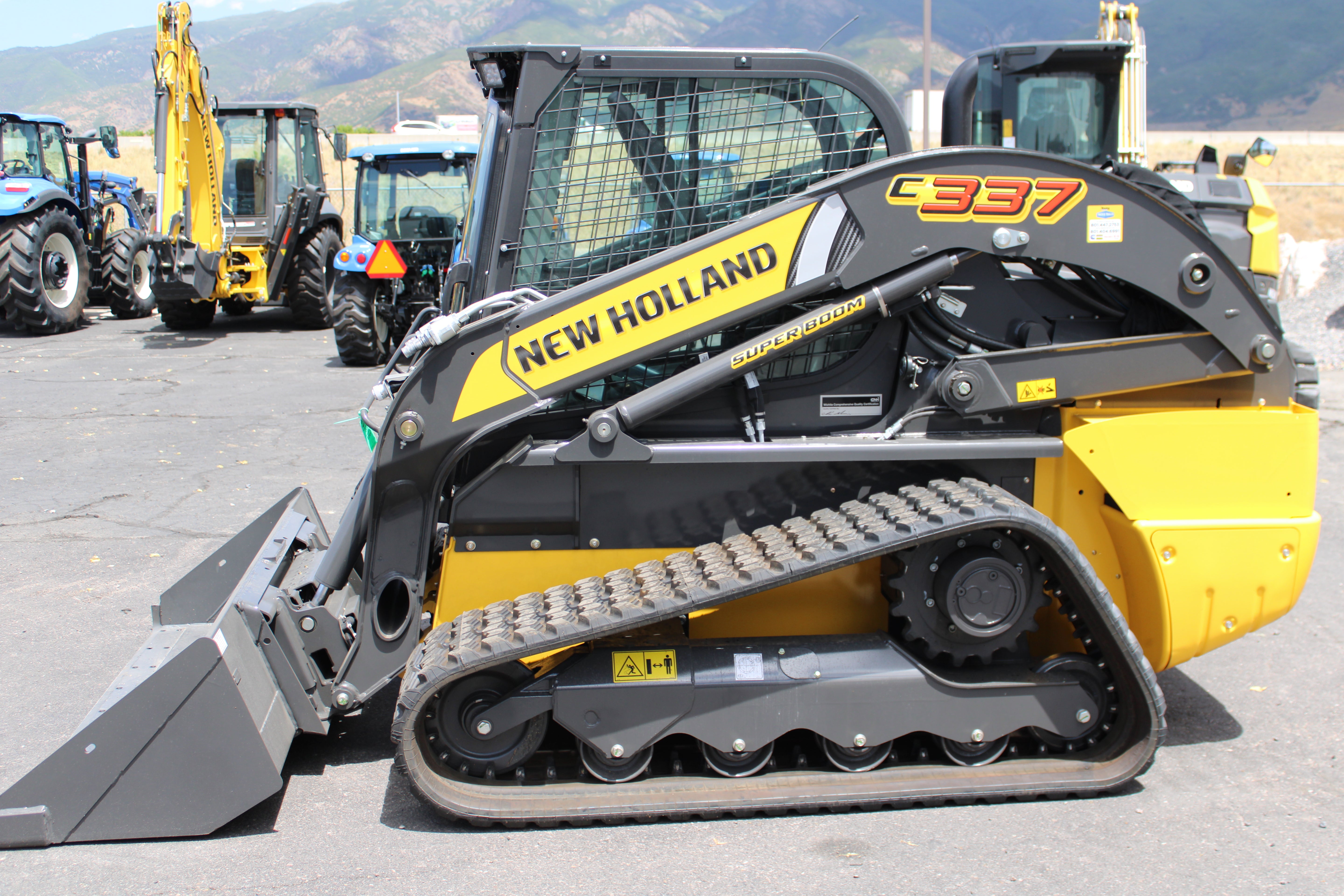 2025 New Holland C337 Skidsteer