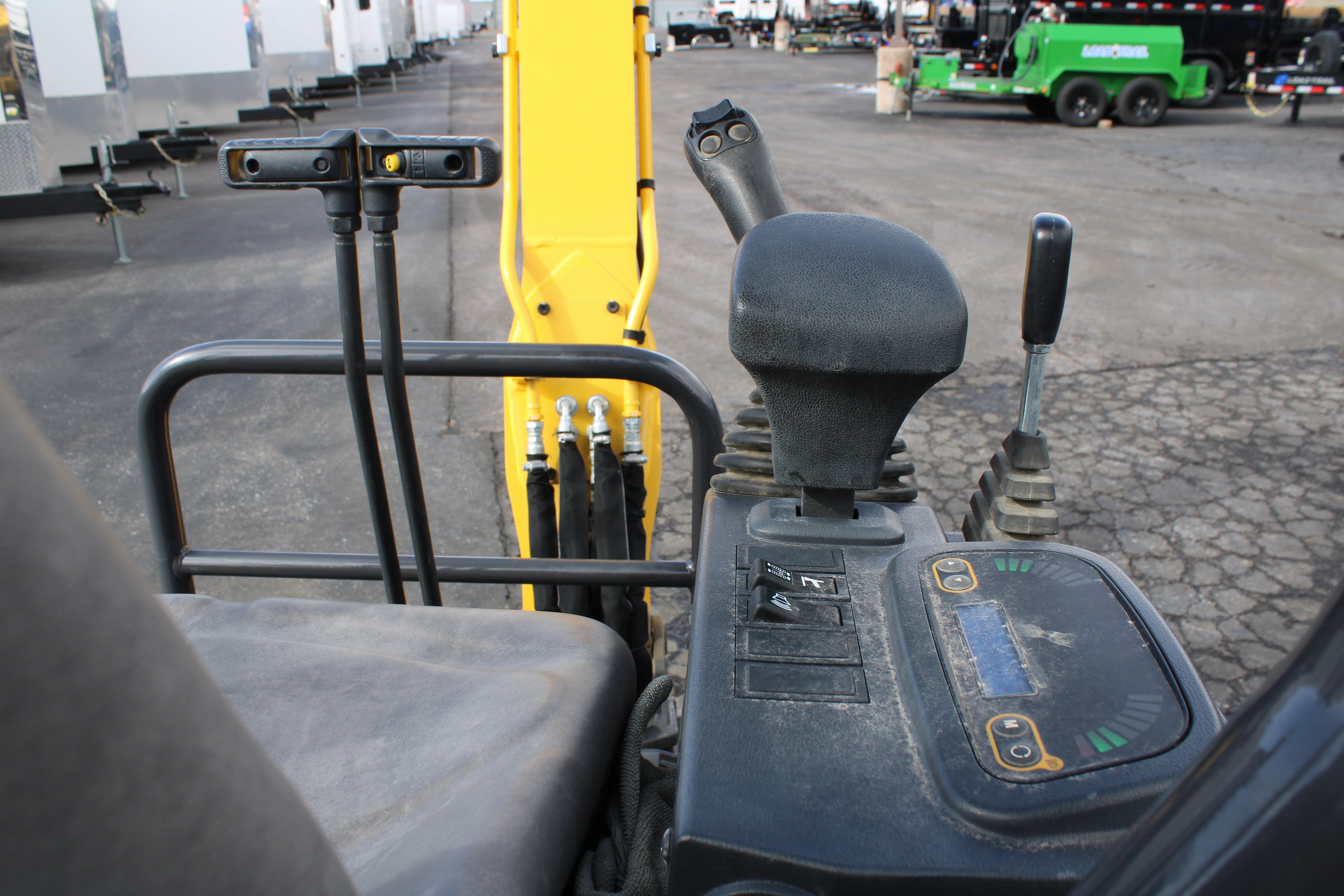 2025 New Holland E17C Mini Excavator