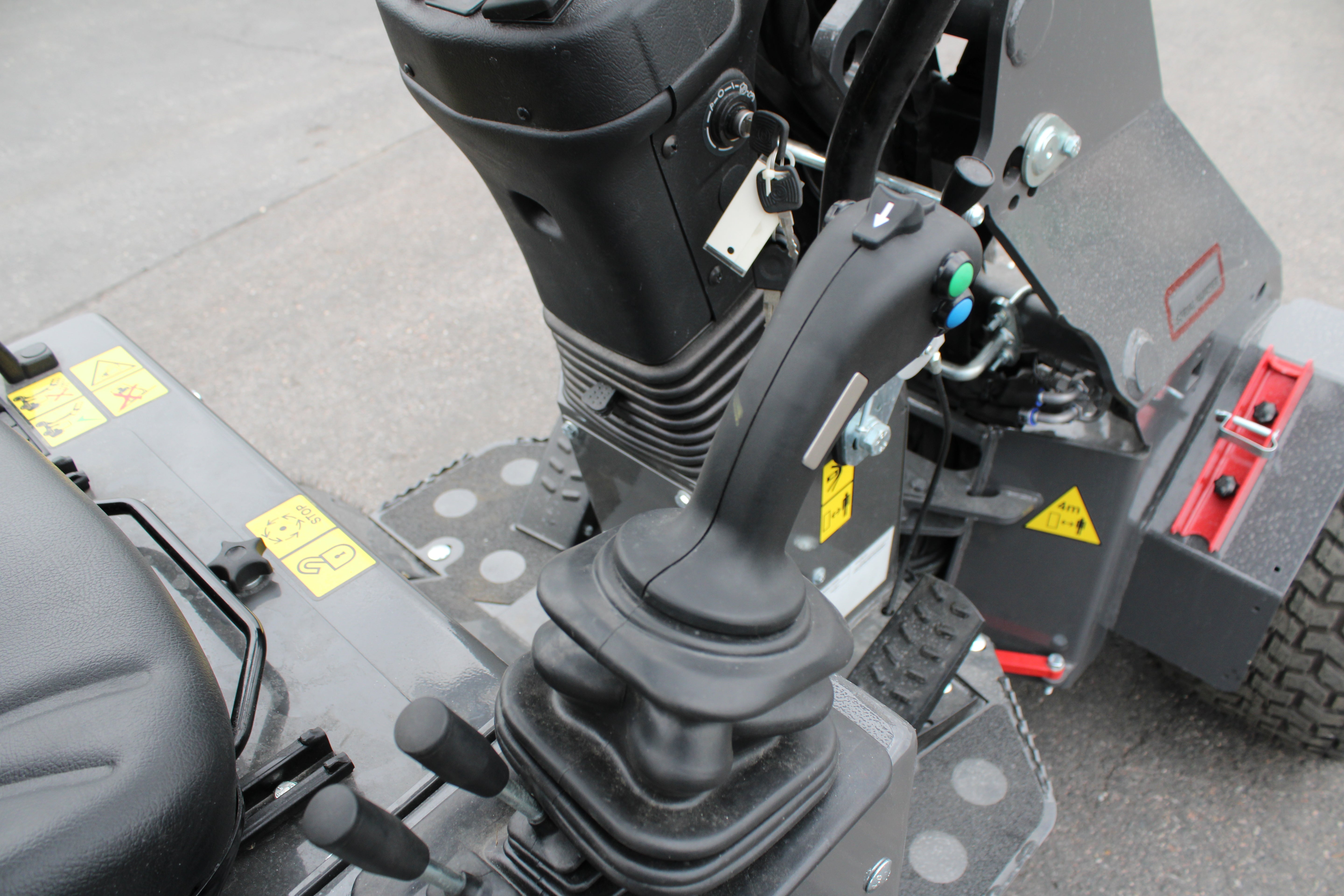2025 New Holland ML12T Wheel Loader