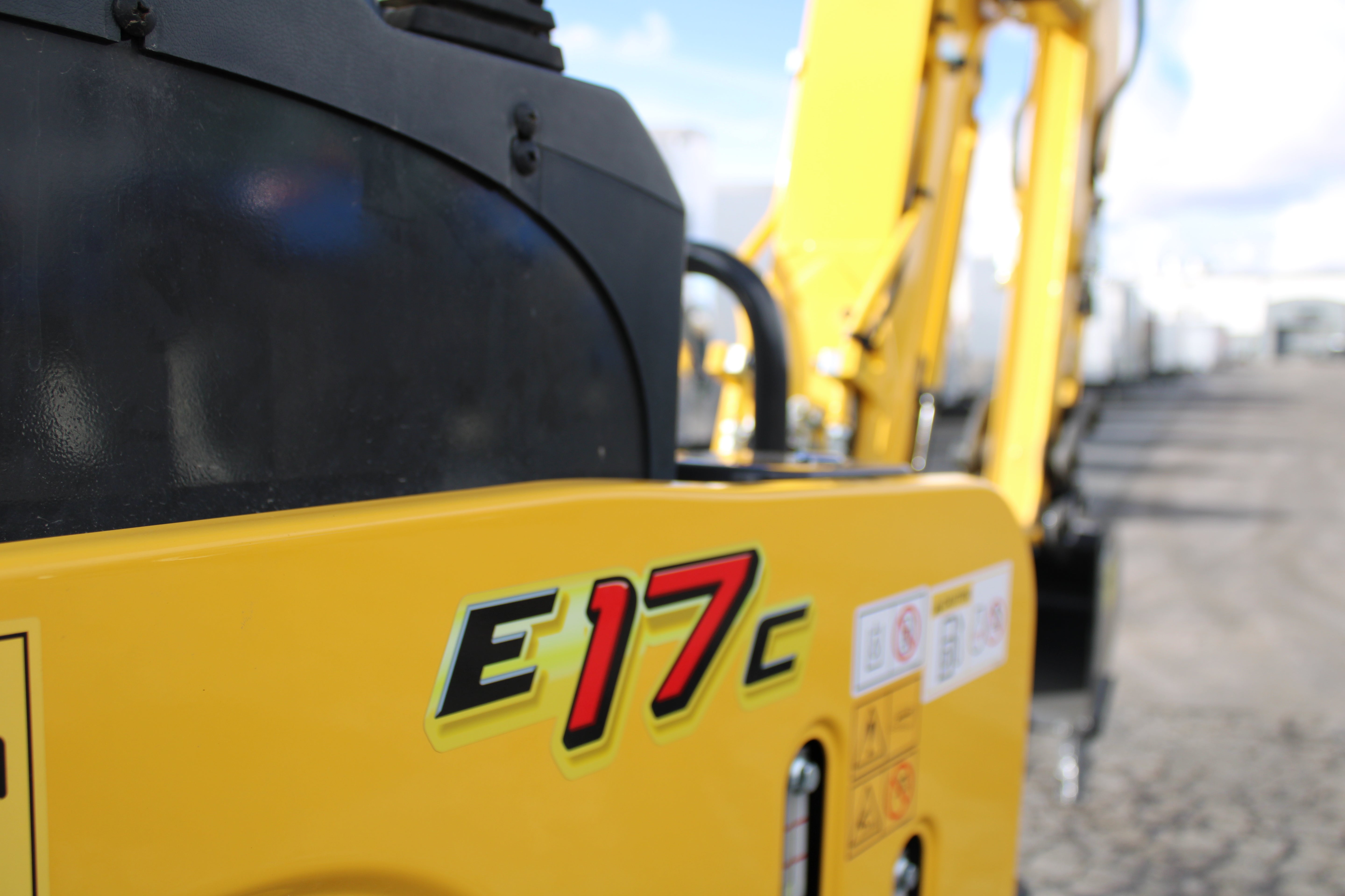 2025 New Holland E17C Mini Excavator