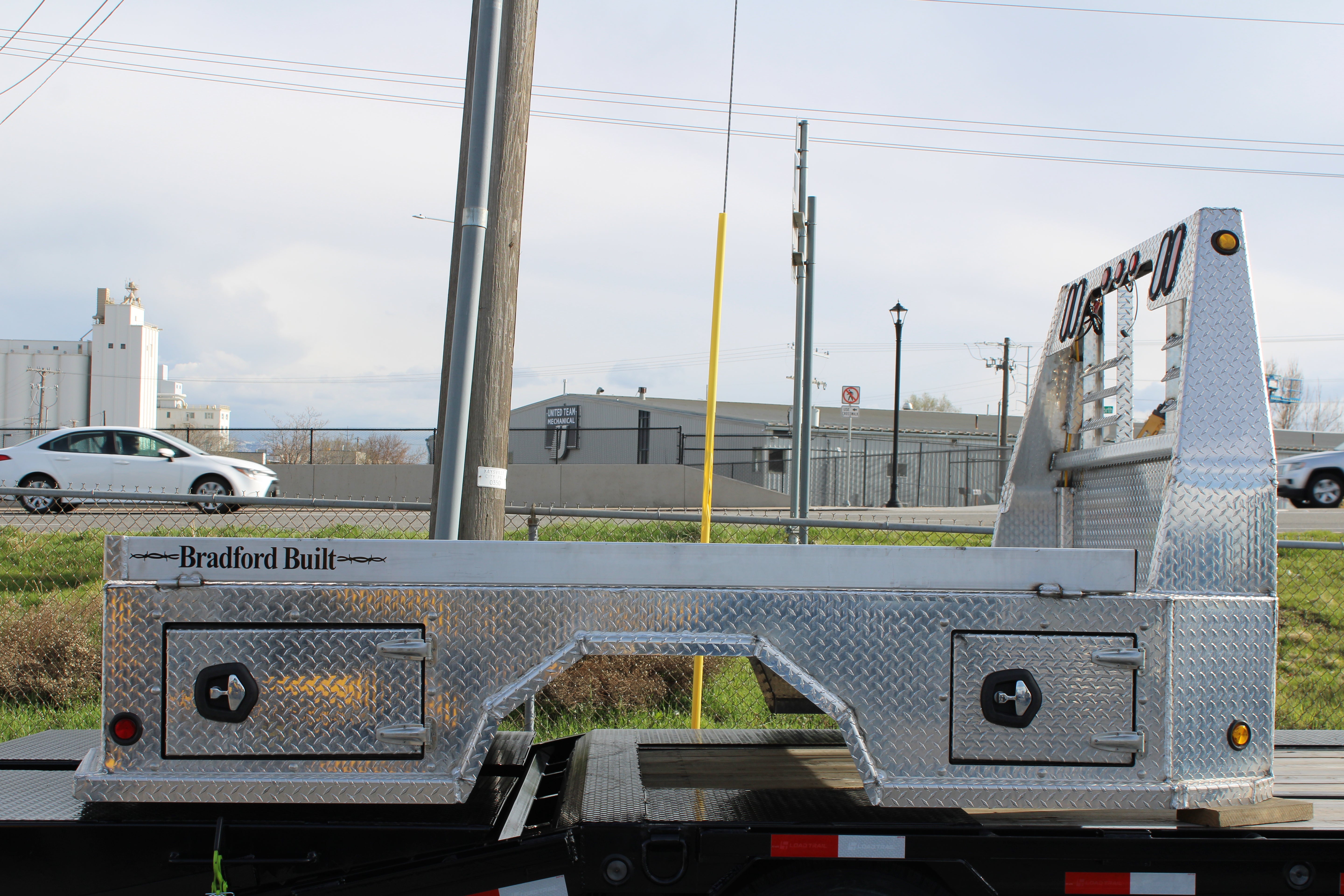 2025 Bradford 96" x 114" Aluminum Truck Bed