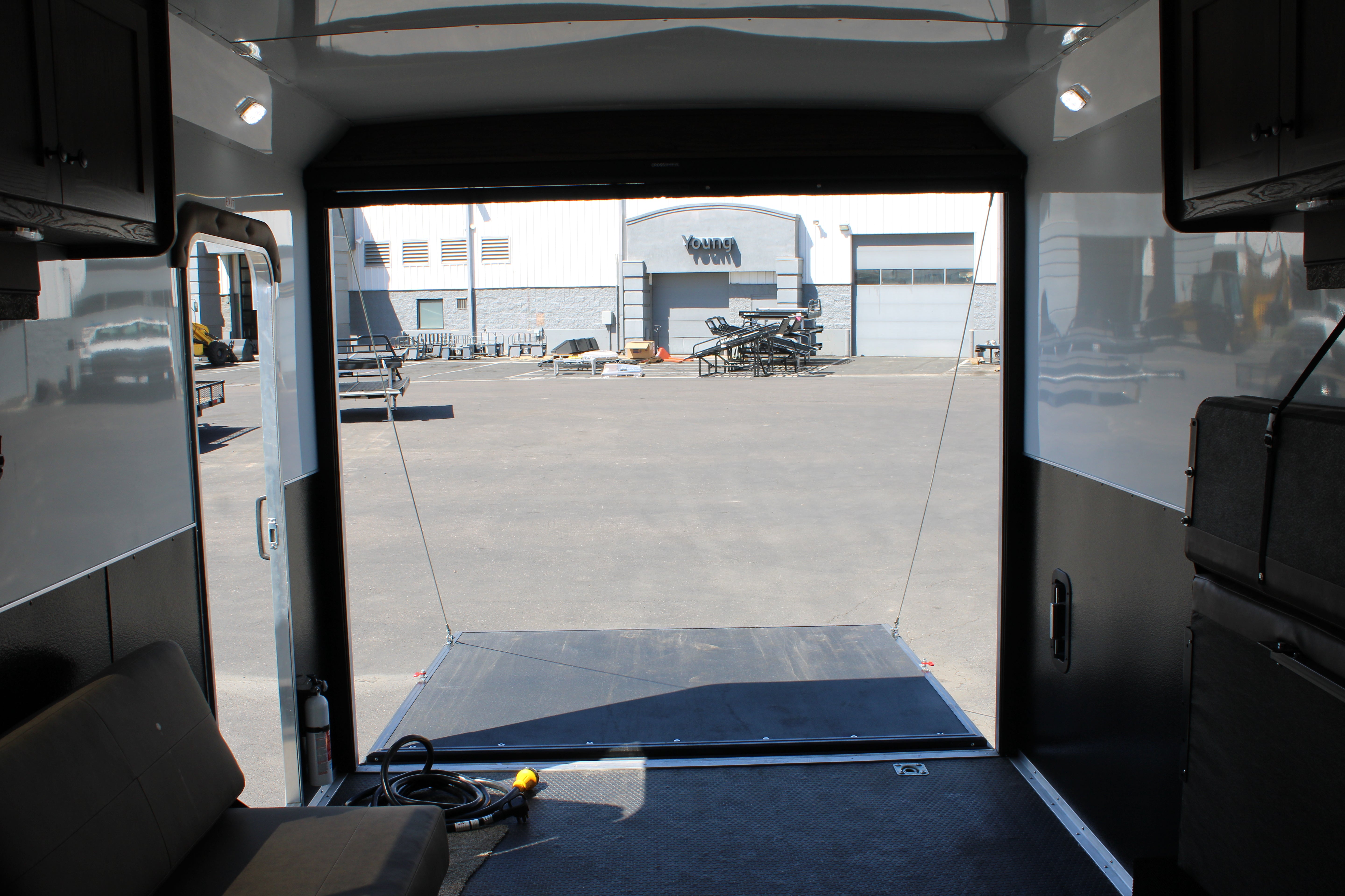 Bison Coach RC16T16 Toy Hauler