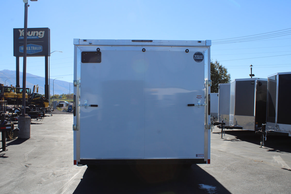 WELLS CARGO 22' Snowmobile Trailer