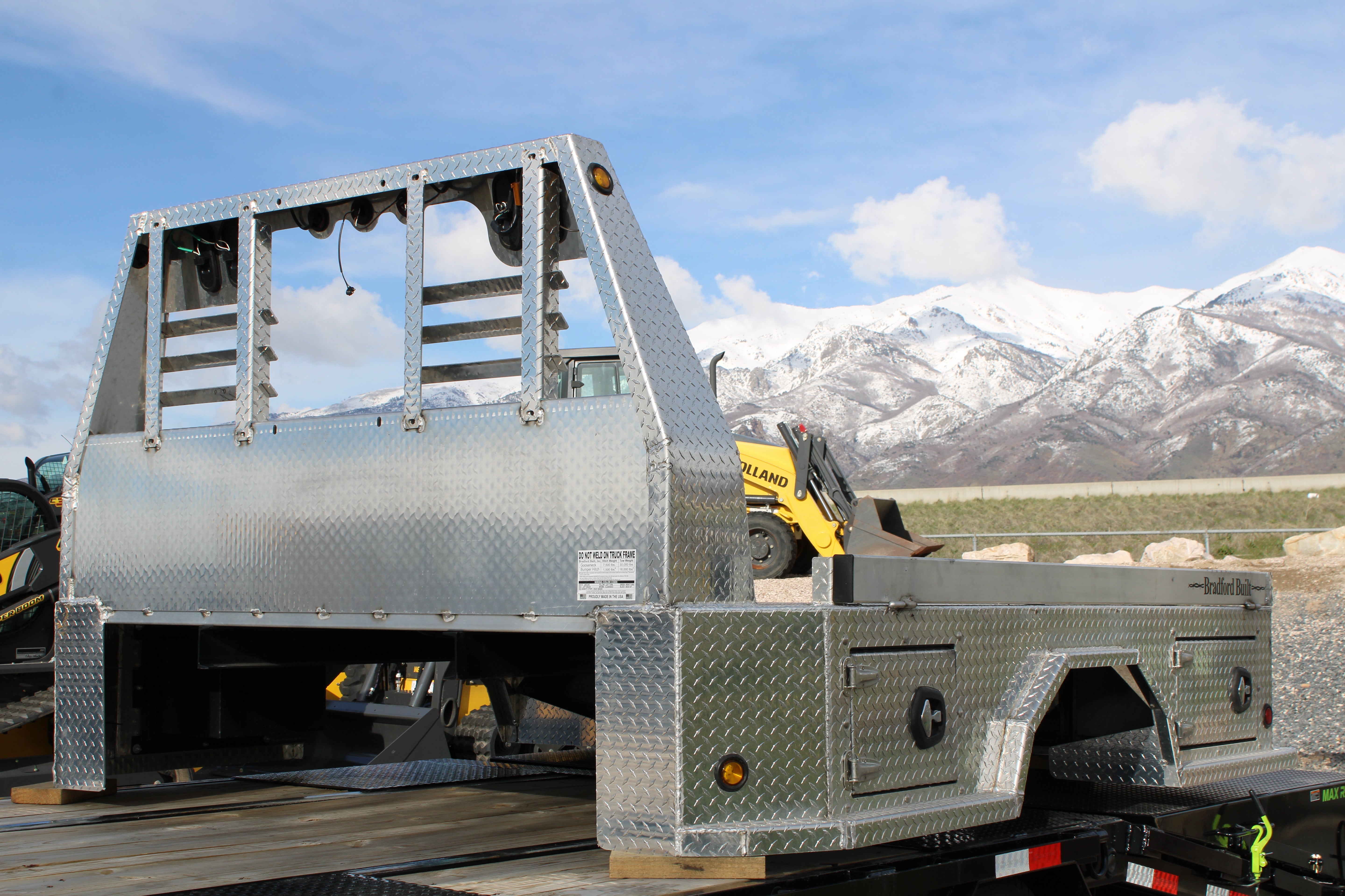 2025 Bradford 96" x 114" Aluminum Truck Bed