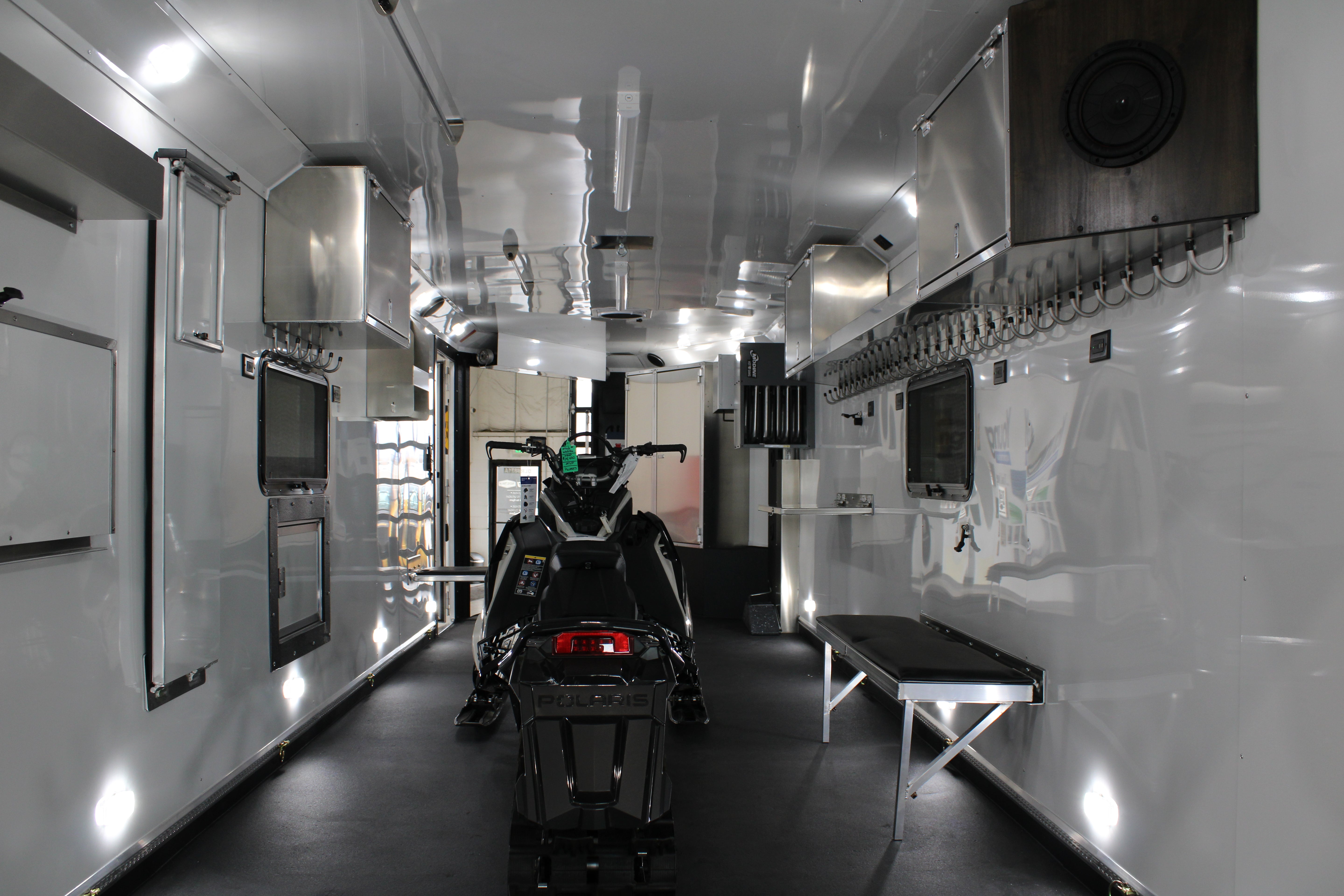 Logan Coach HorsePower BP 31' **BLACK FRIDAY SPECIAL**