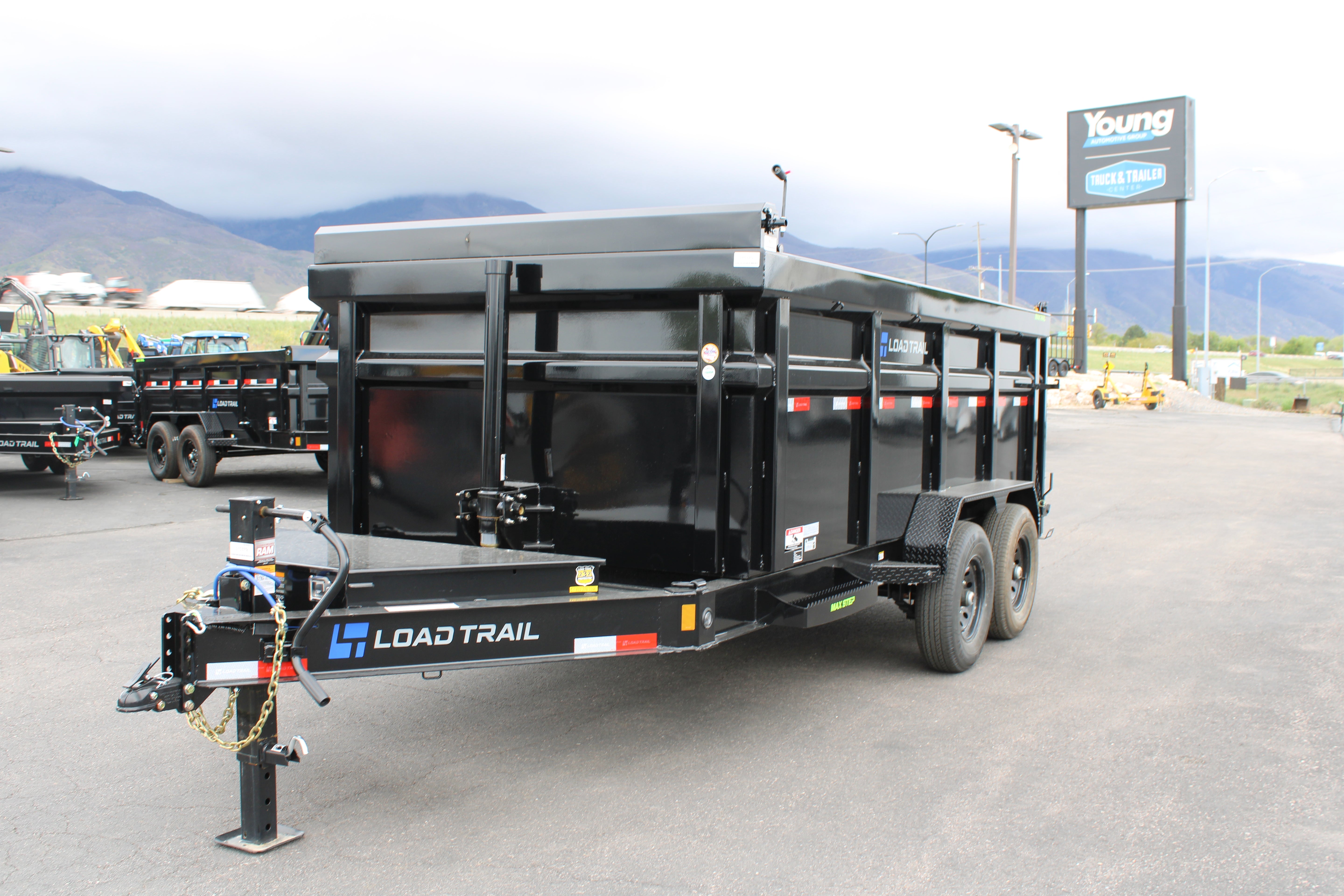 Loadtrail Dump Trailer 14'
