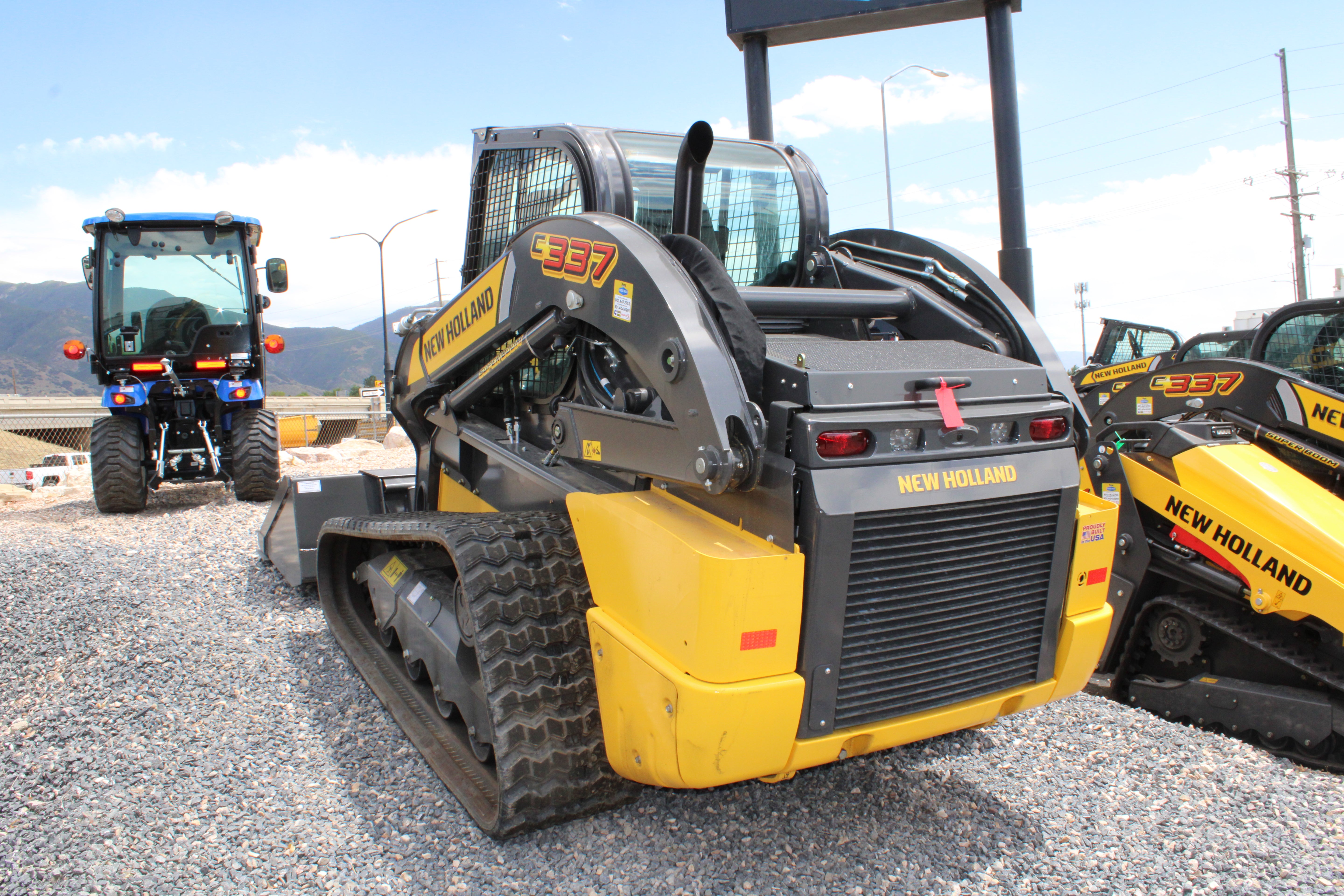 New Holland C337 Skidsteer