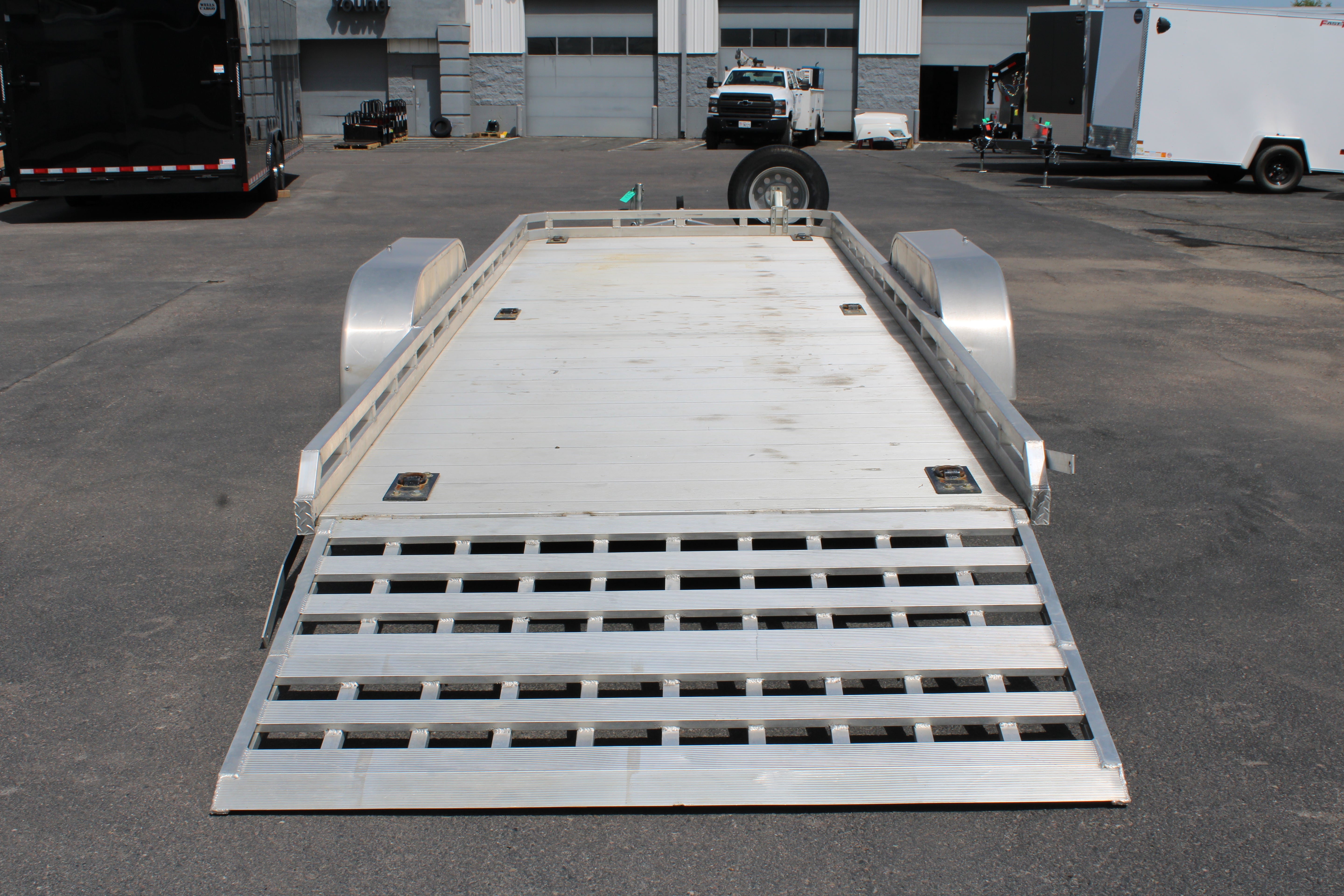 Used Alcom 20' Trailer