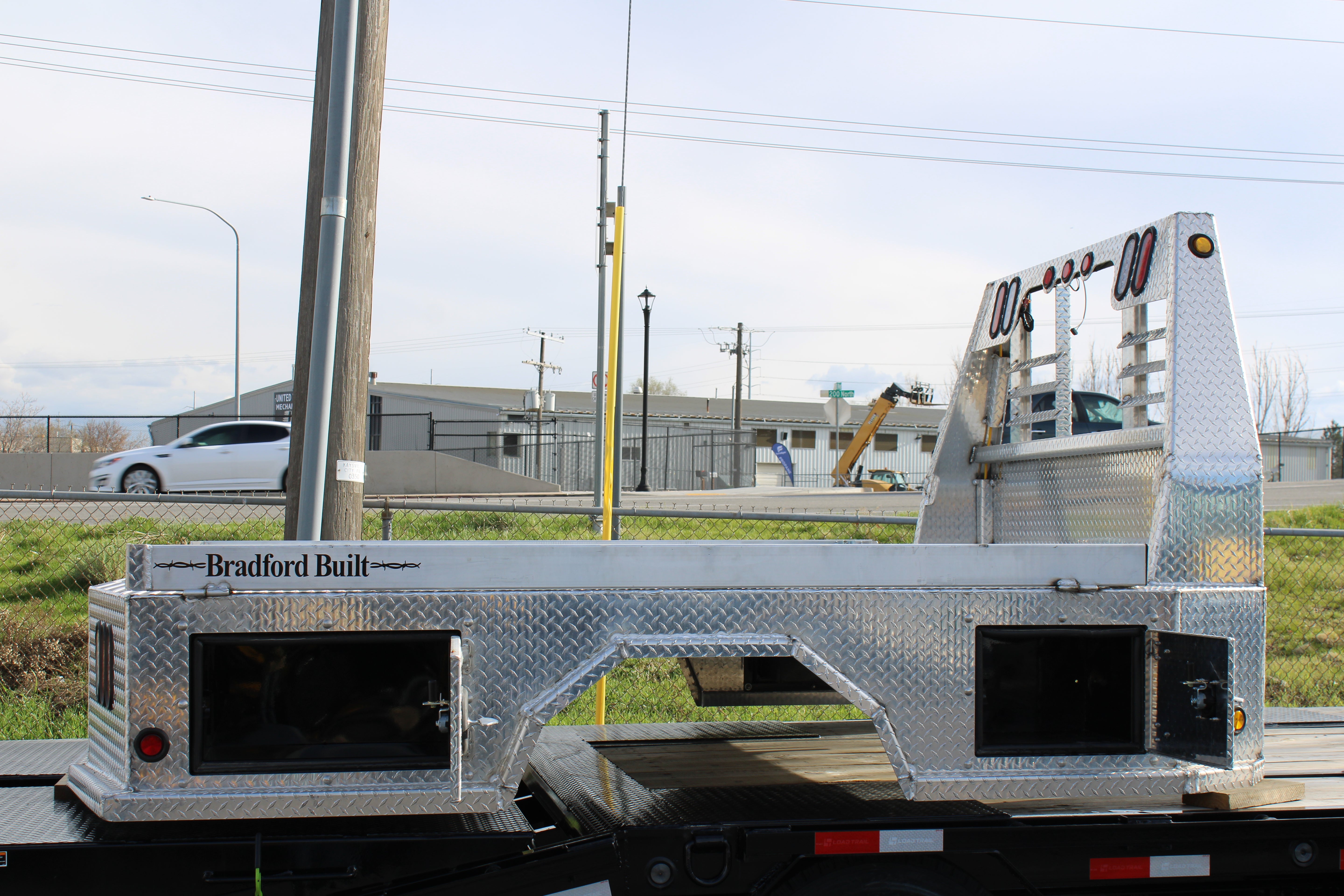 2025 Bradford 96" x 114" Aluminum Truck Bed