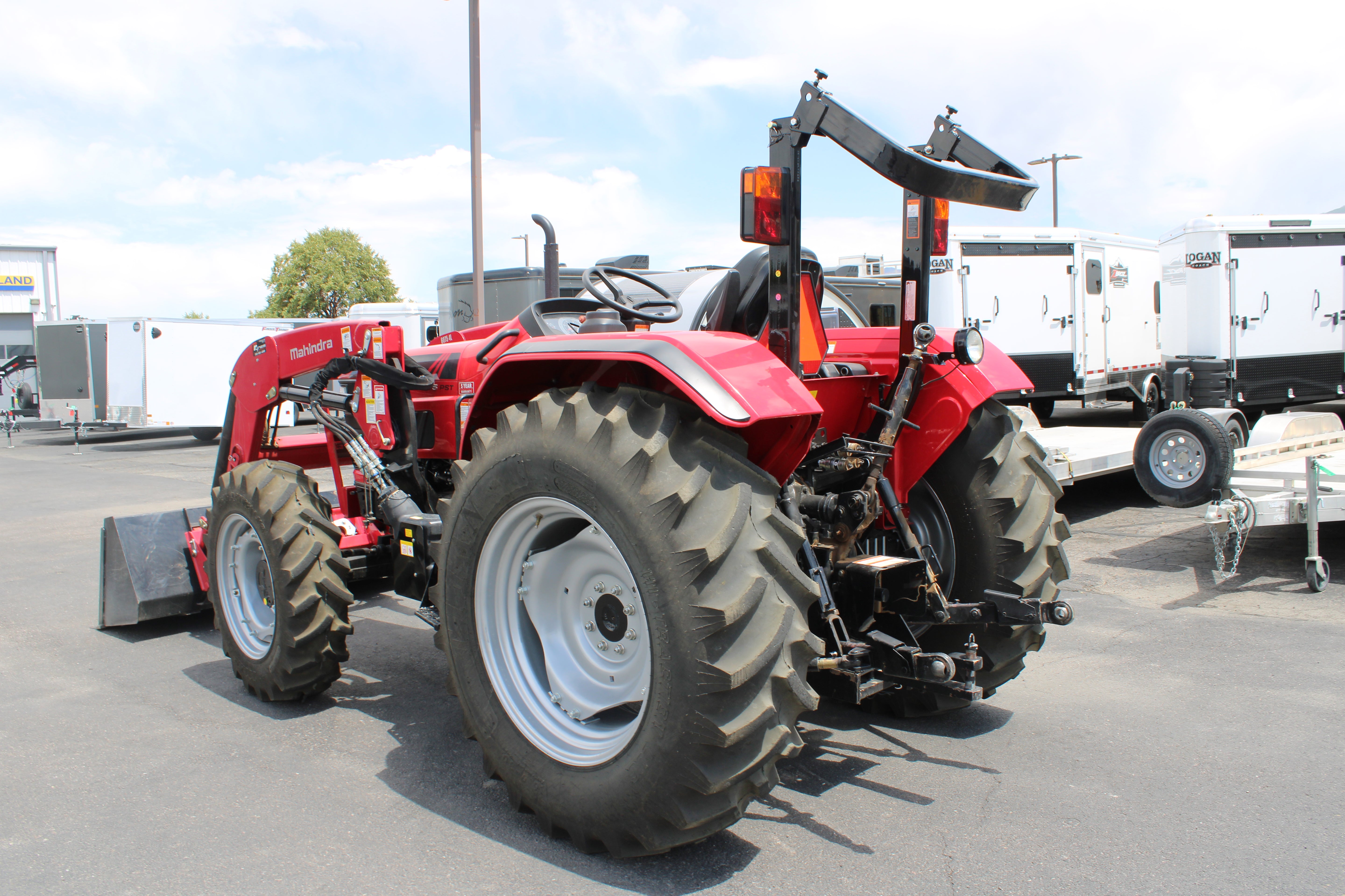 Used Mahindra Tractor
