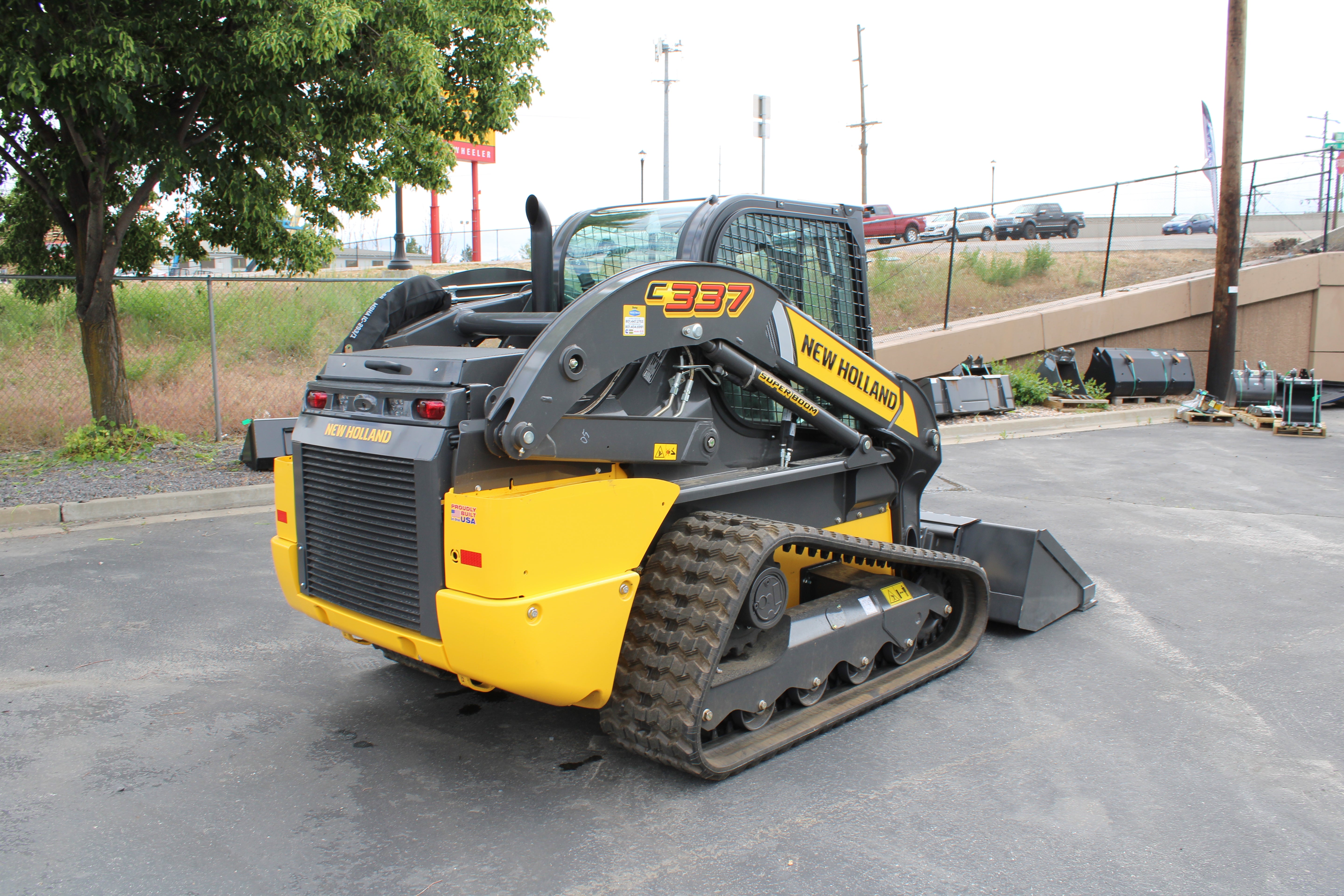 New Holland C337 Skidsteer