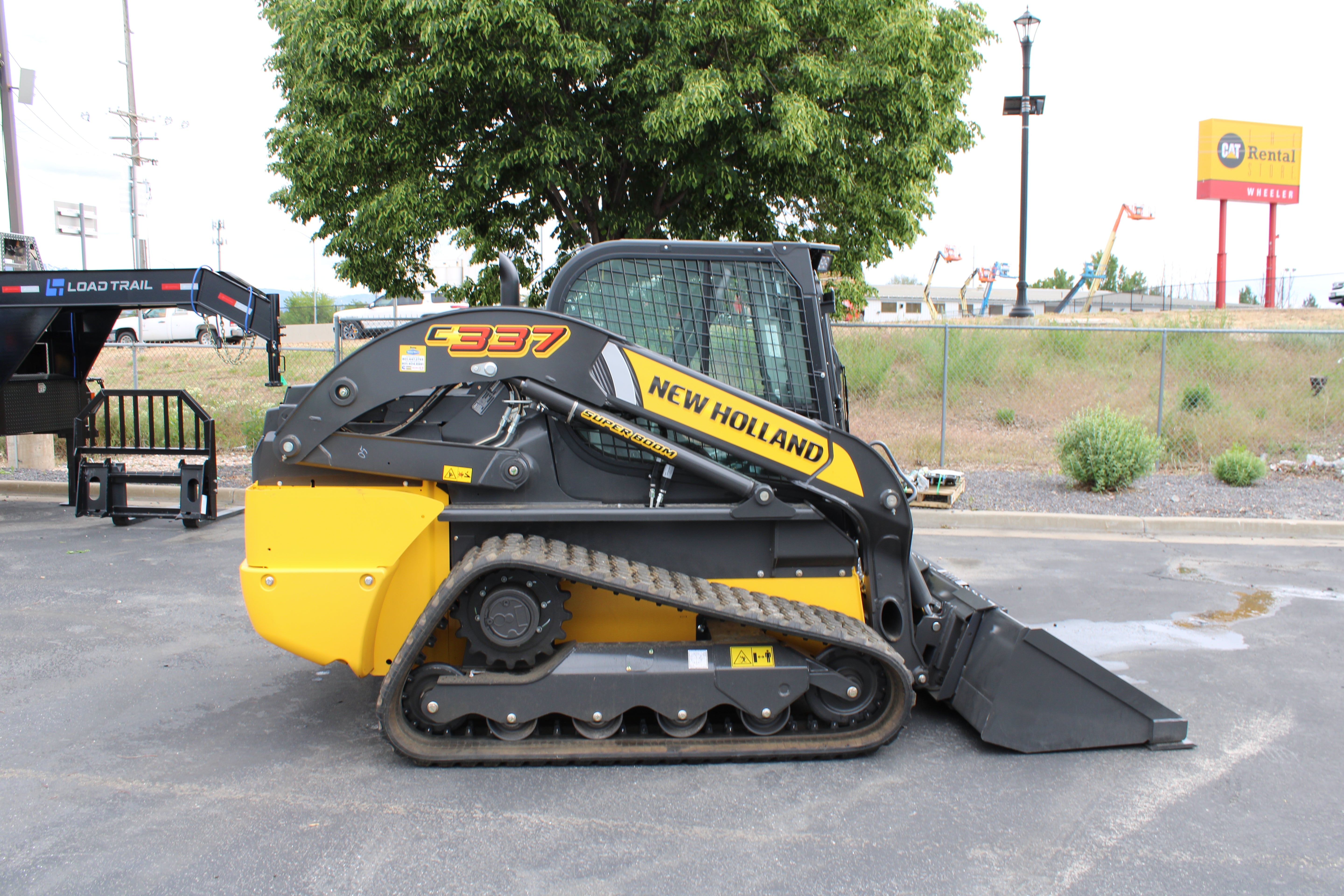 New Holland C337 Skidsteer