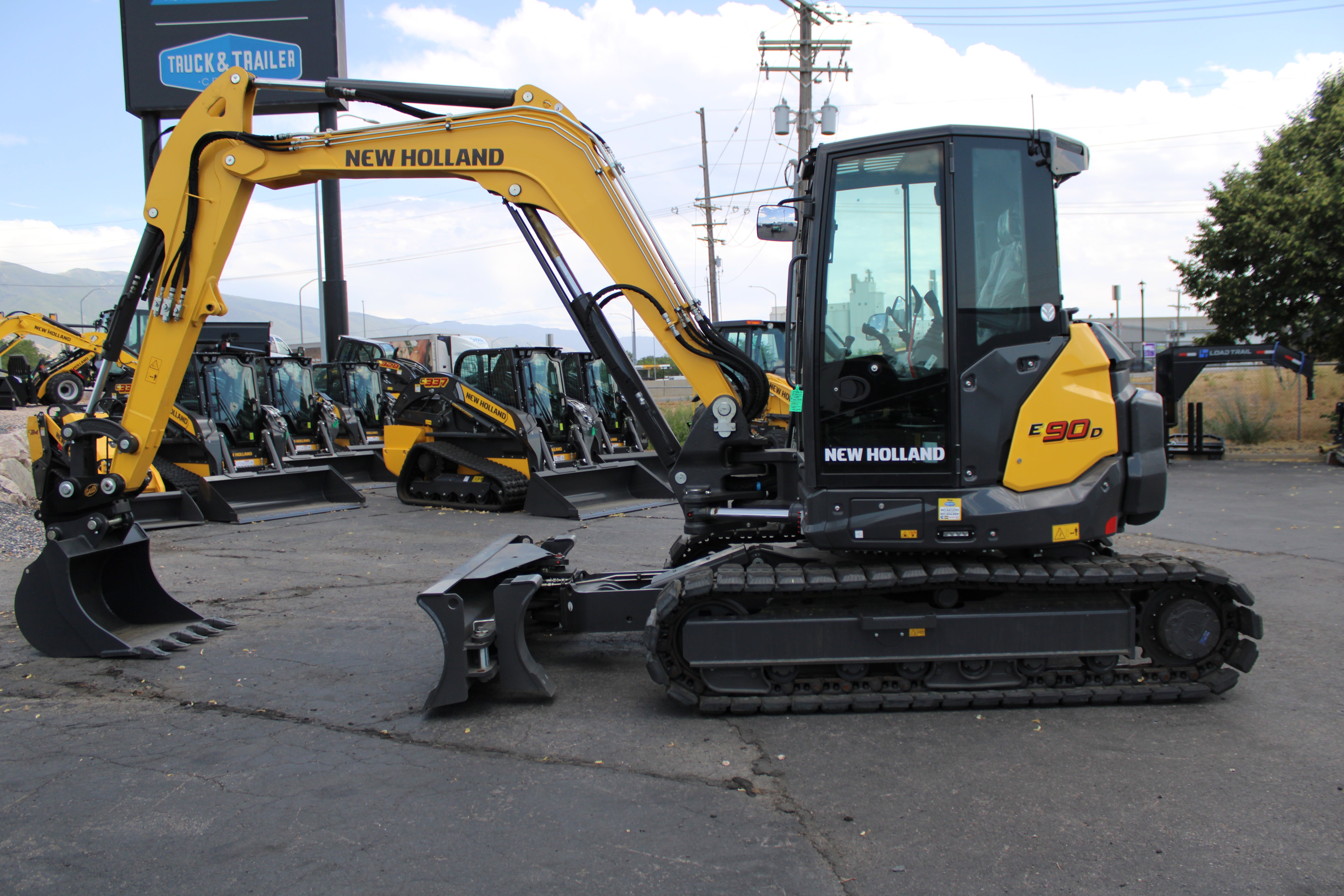 New Holland E90D Excavator