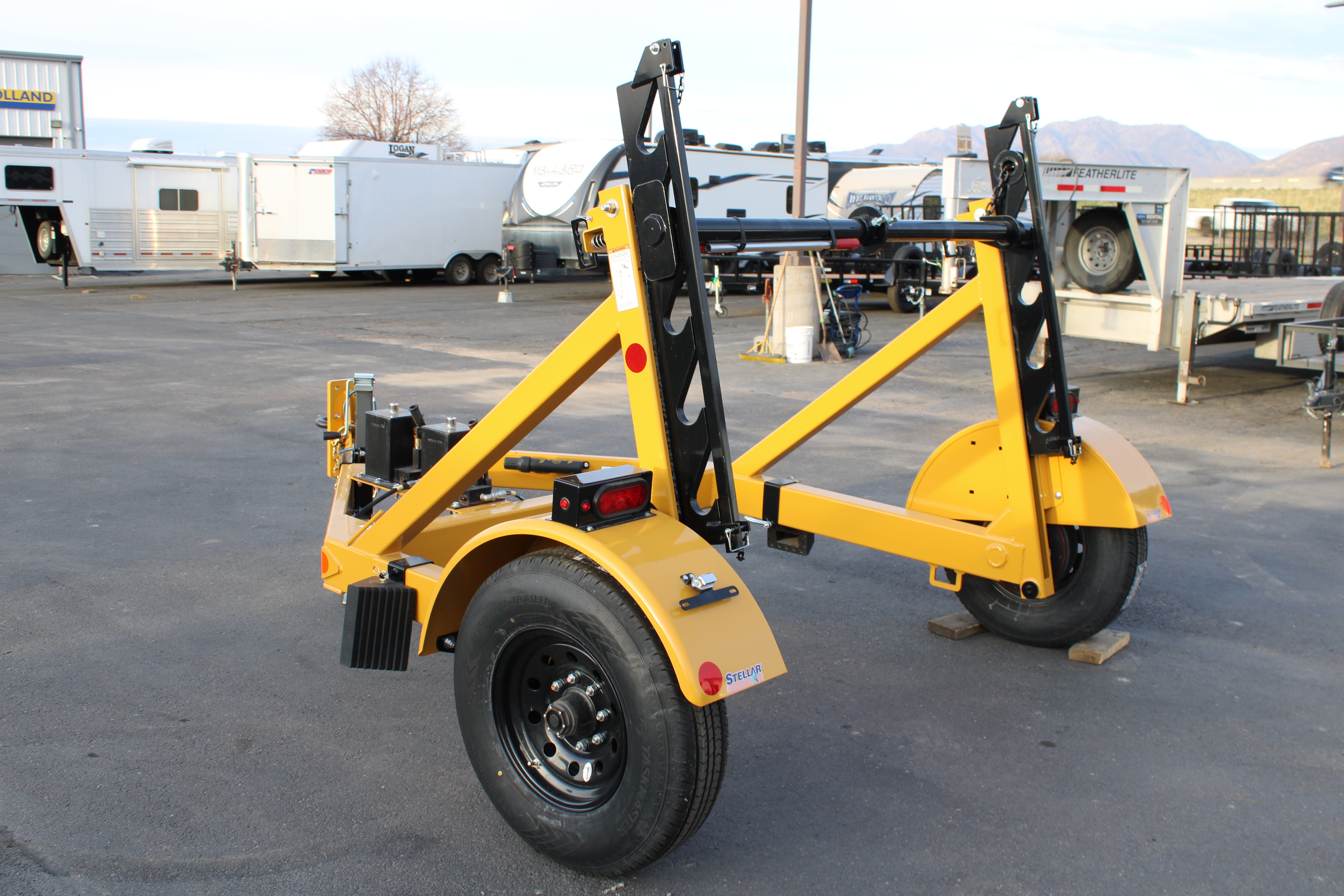 Stellar RR-160 Self-Loading Cable Trailer