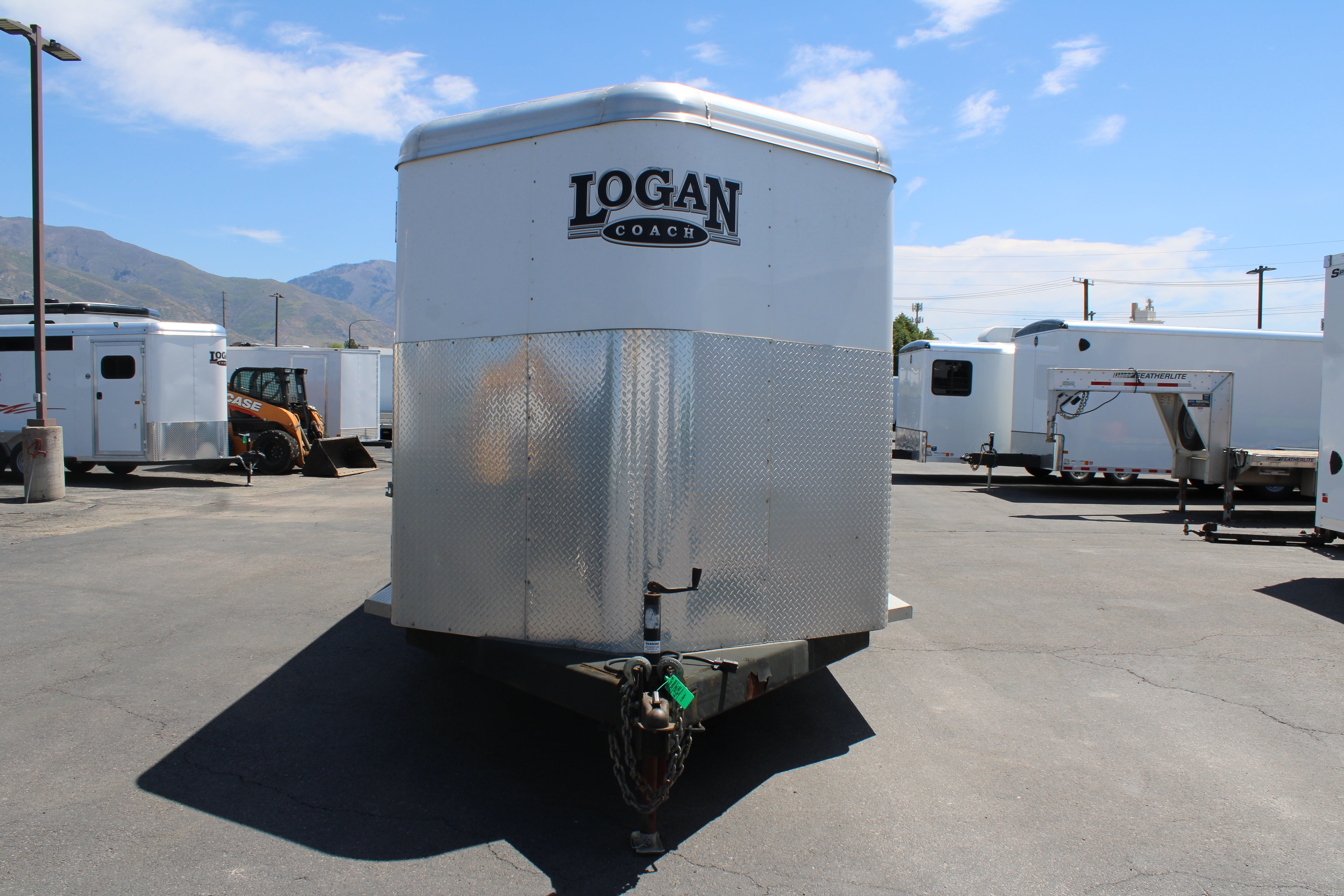 USED LOGAN COACH CONTRACTOR TRAILER