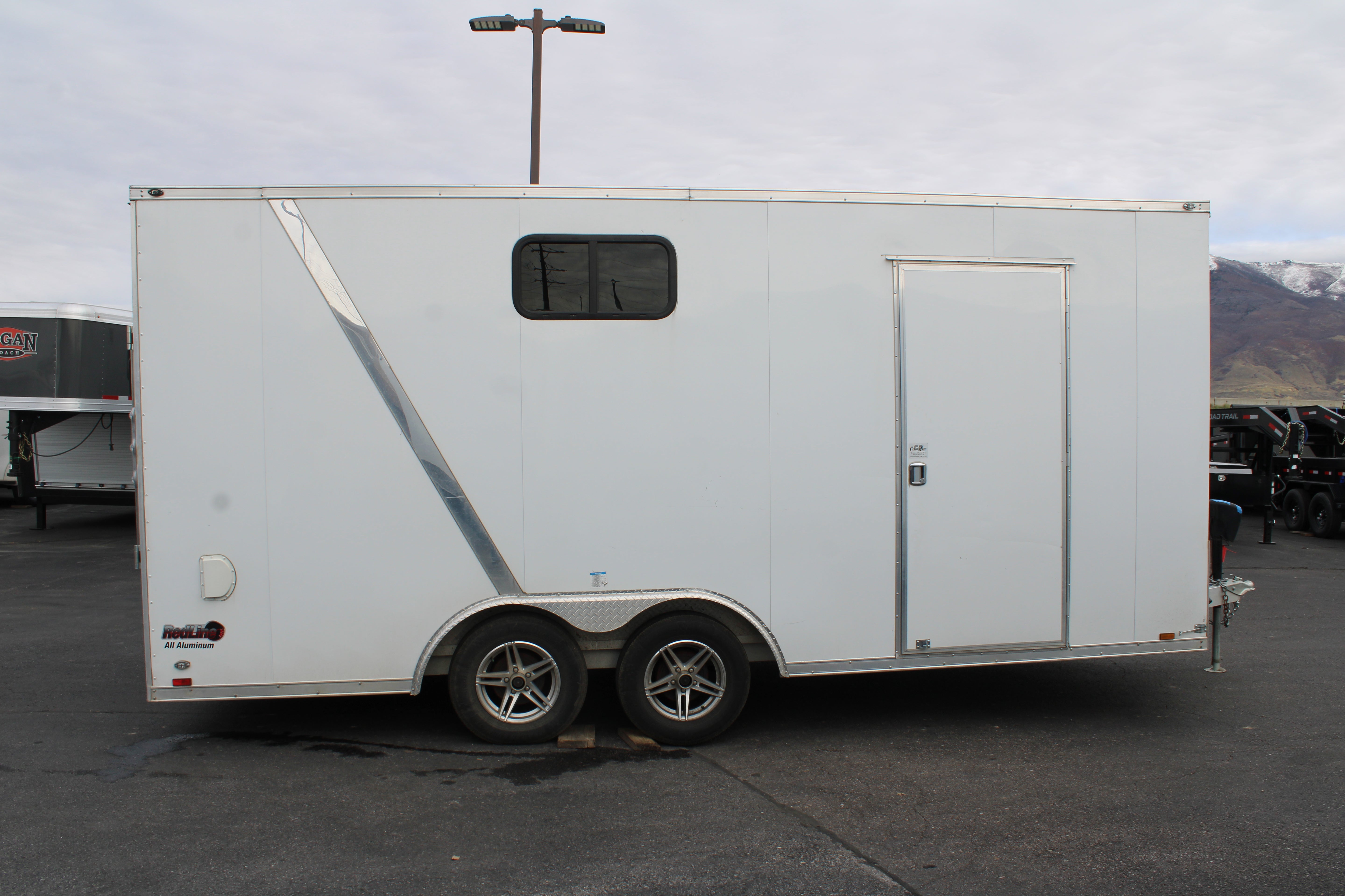 Cargo Mate 8.5 x 18 Enclosed Trailer **BLACK FRIDAY SPECIAL**