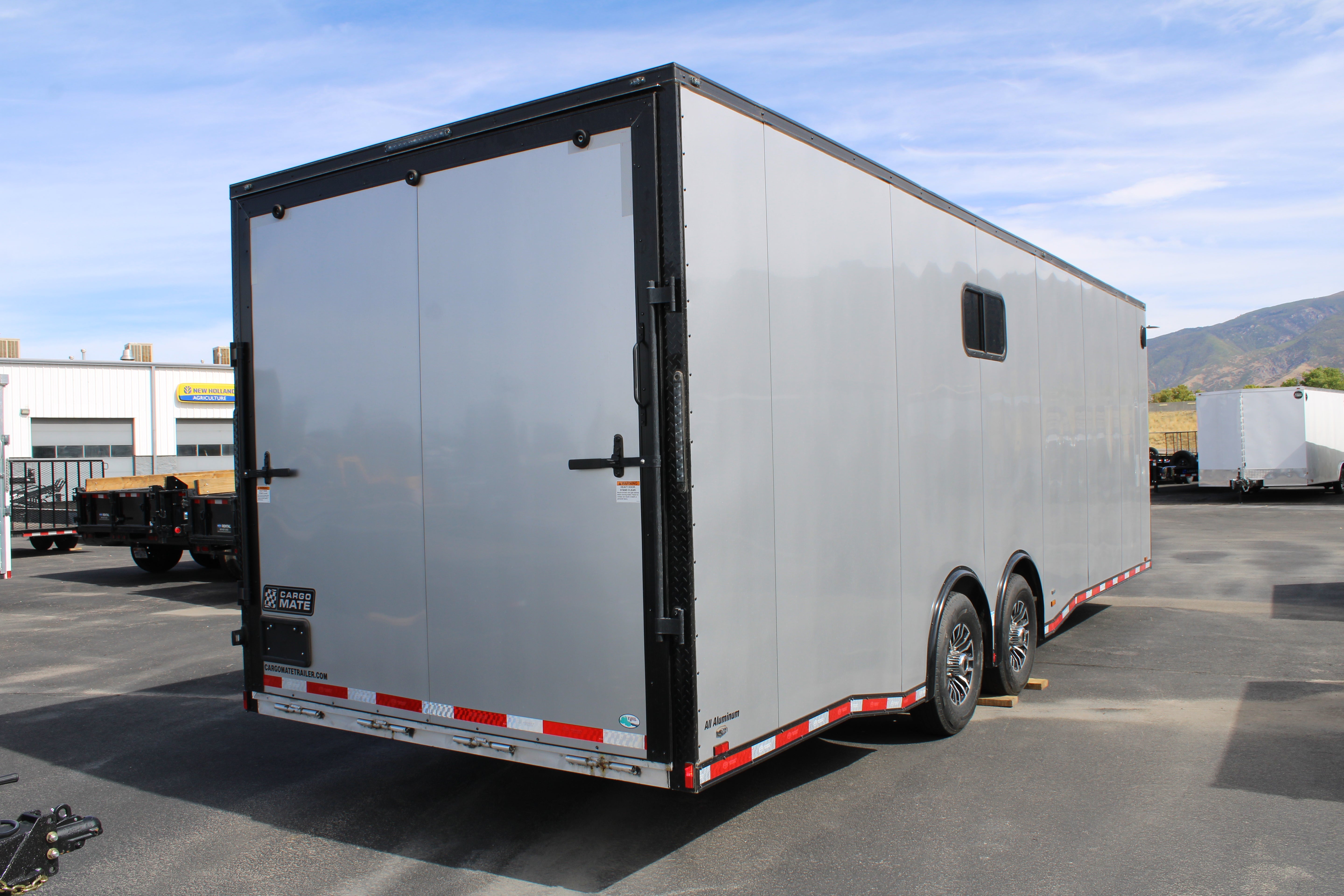 2025 Cargo Mate 8.5 x 26 Enclosed Trailer