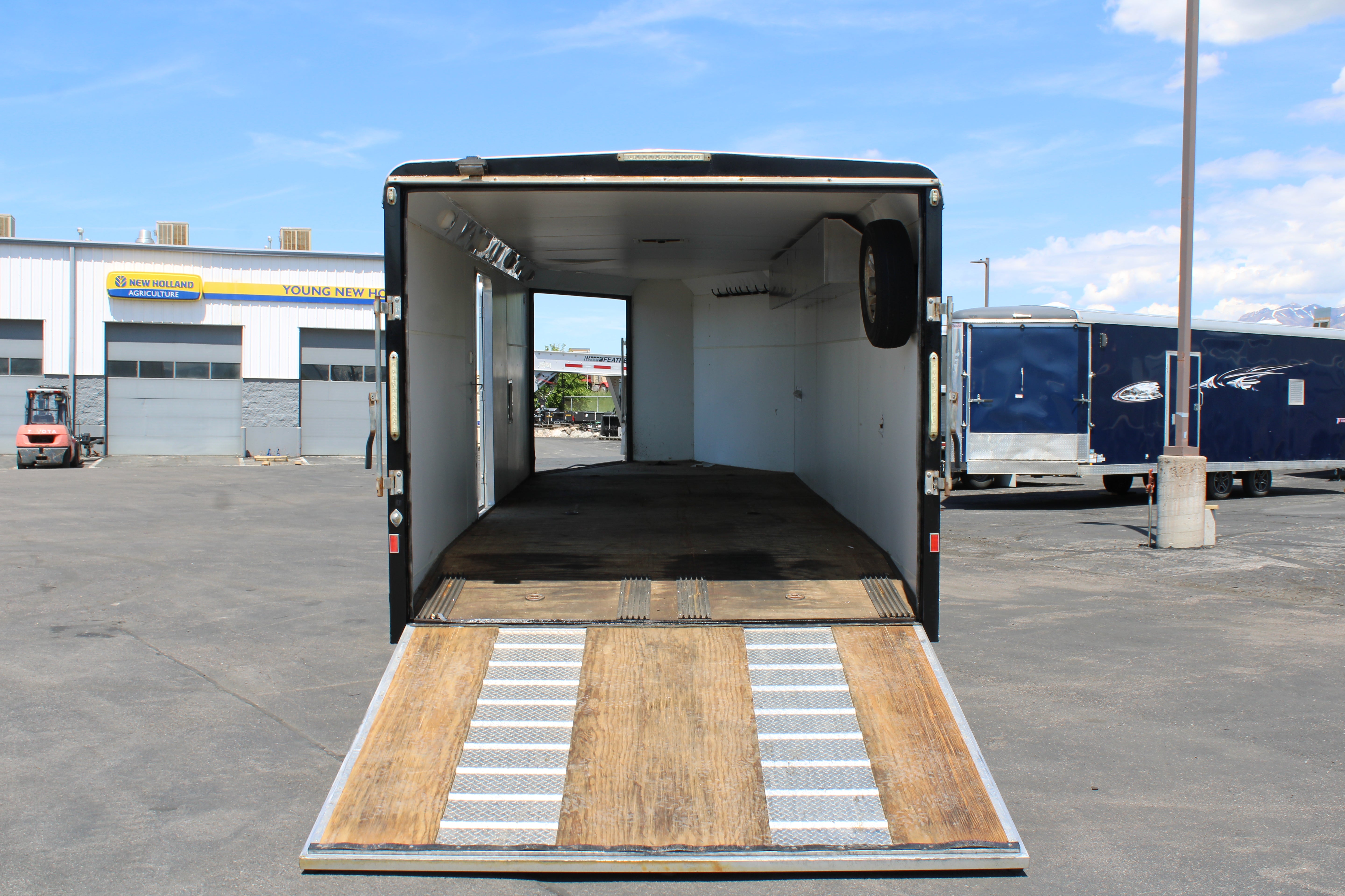 USED CHARMAC 28' SNOWMOBILE TRAILER