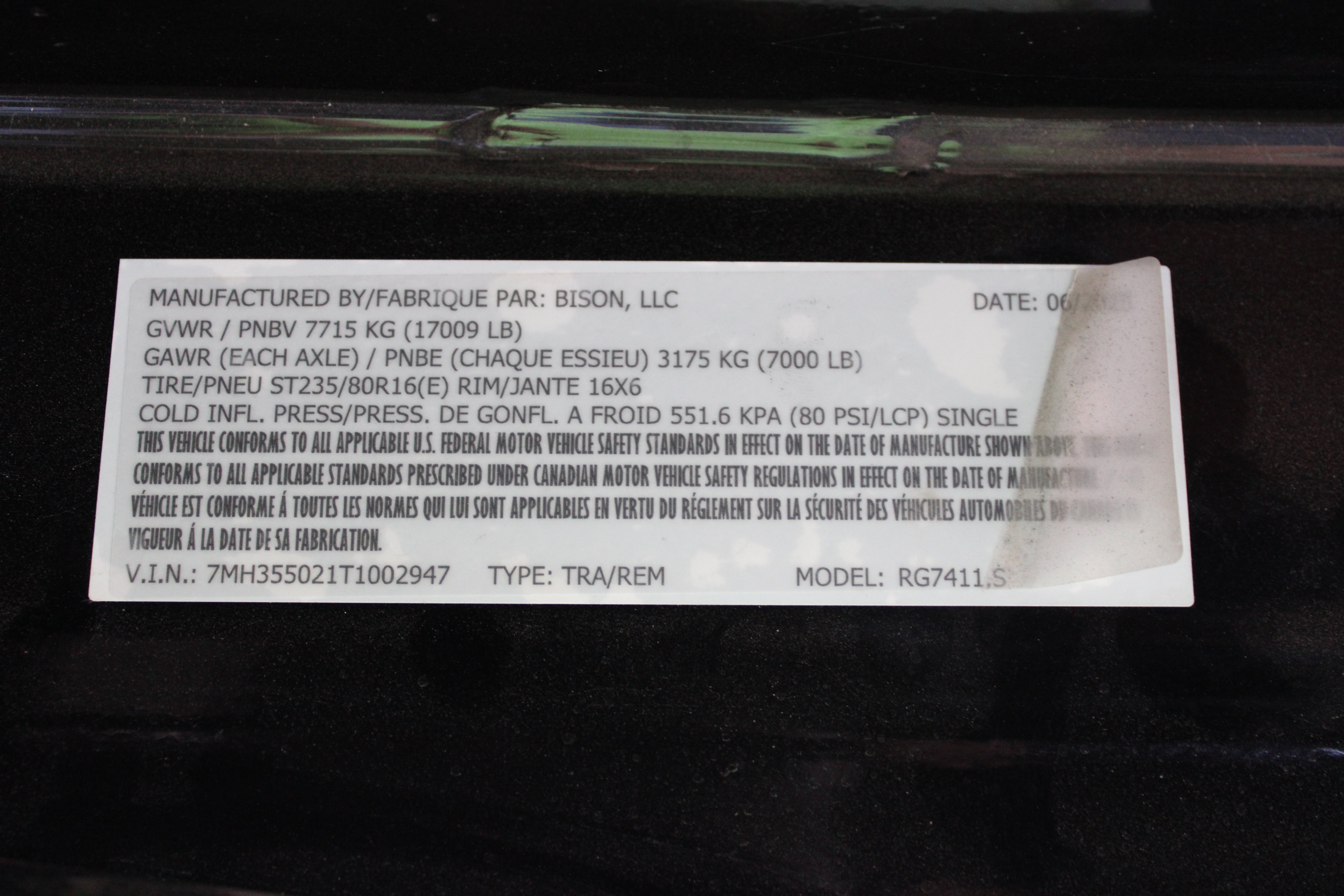 Bison Ranger 7411.S Horse Trailer w/Living Quarters