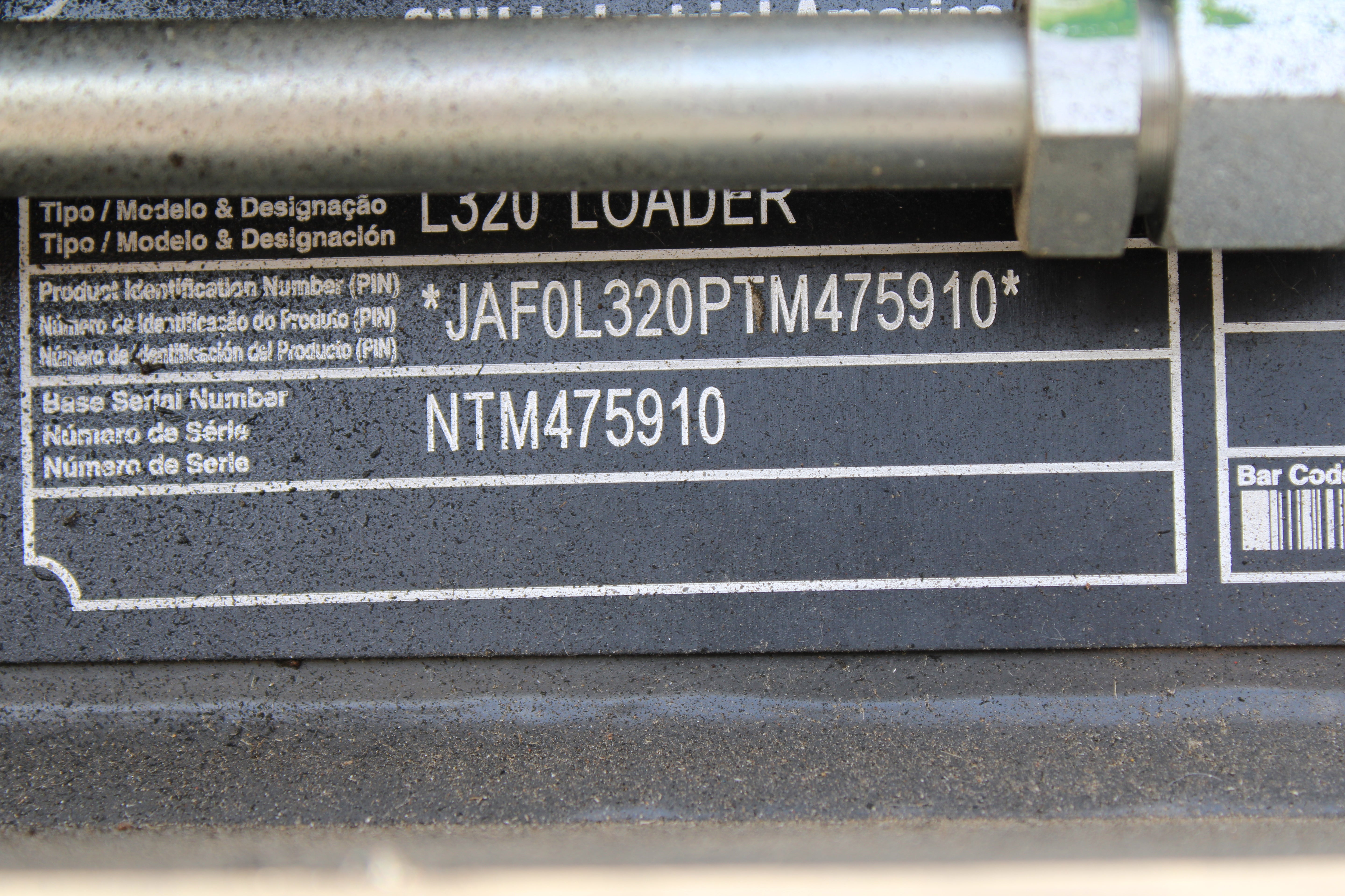 New Holland L320