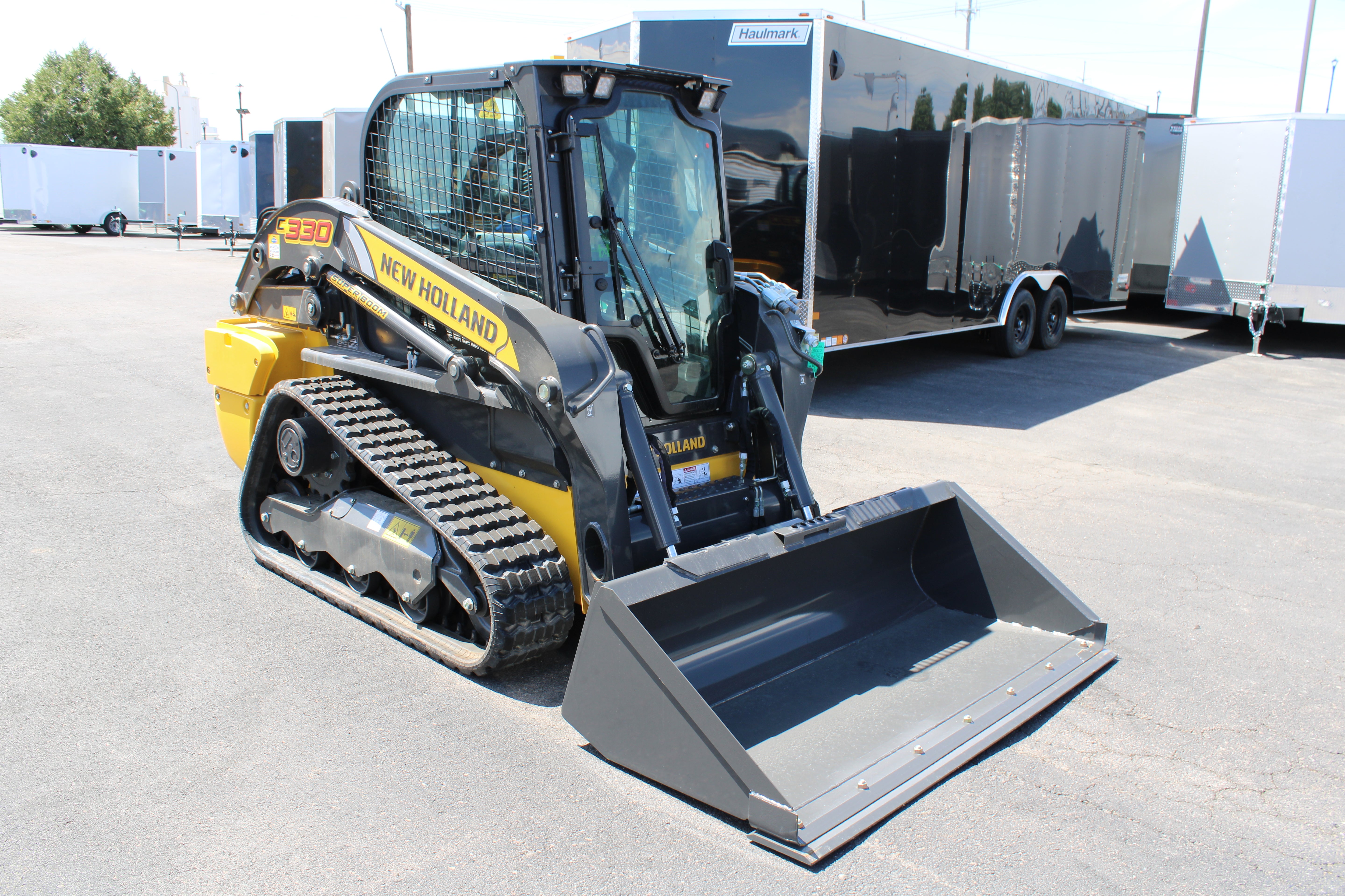 New Holland C330