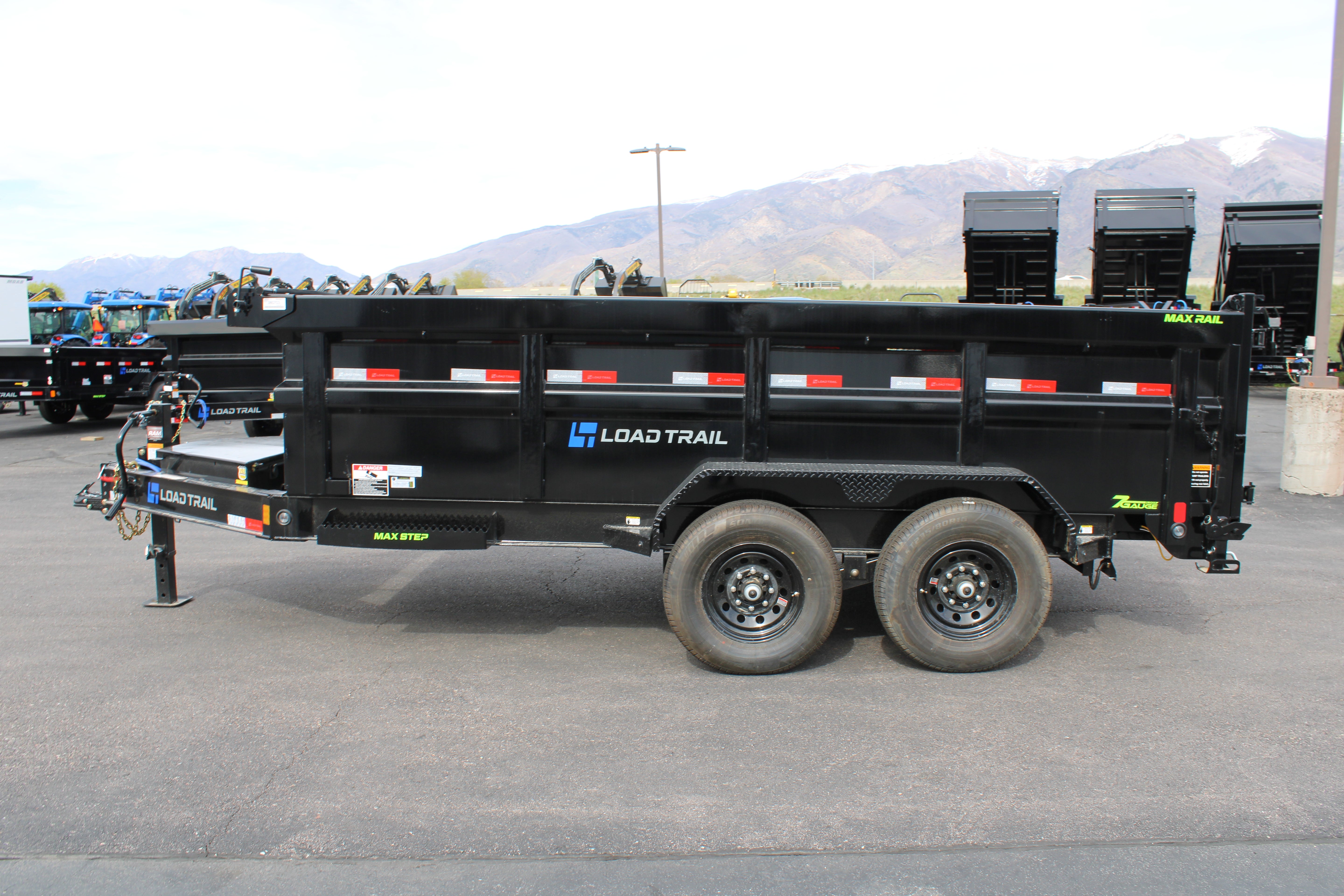 LoadTrail 14' Dump Trailer
