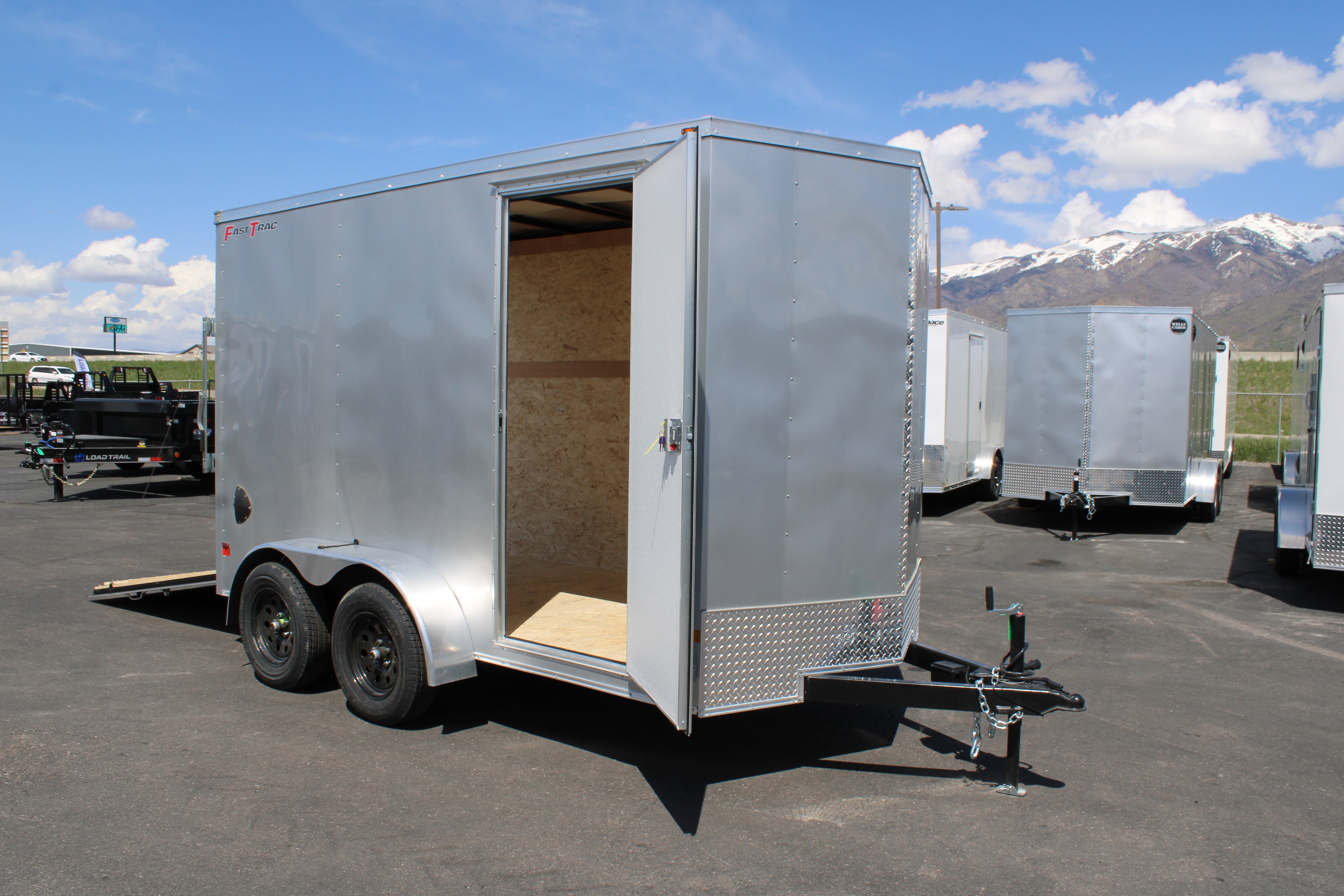 2025 Wells Cargo 6 x 12 Deluxe Enclosed Trailer