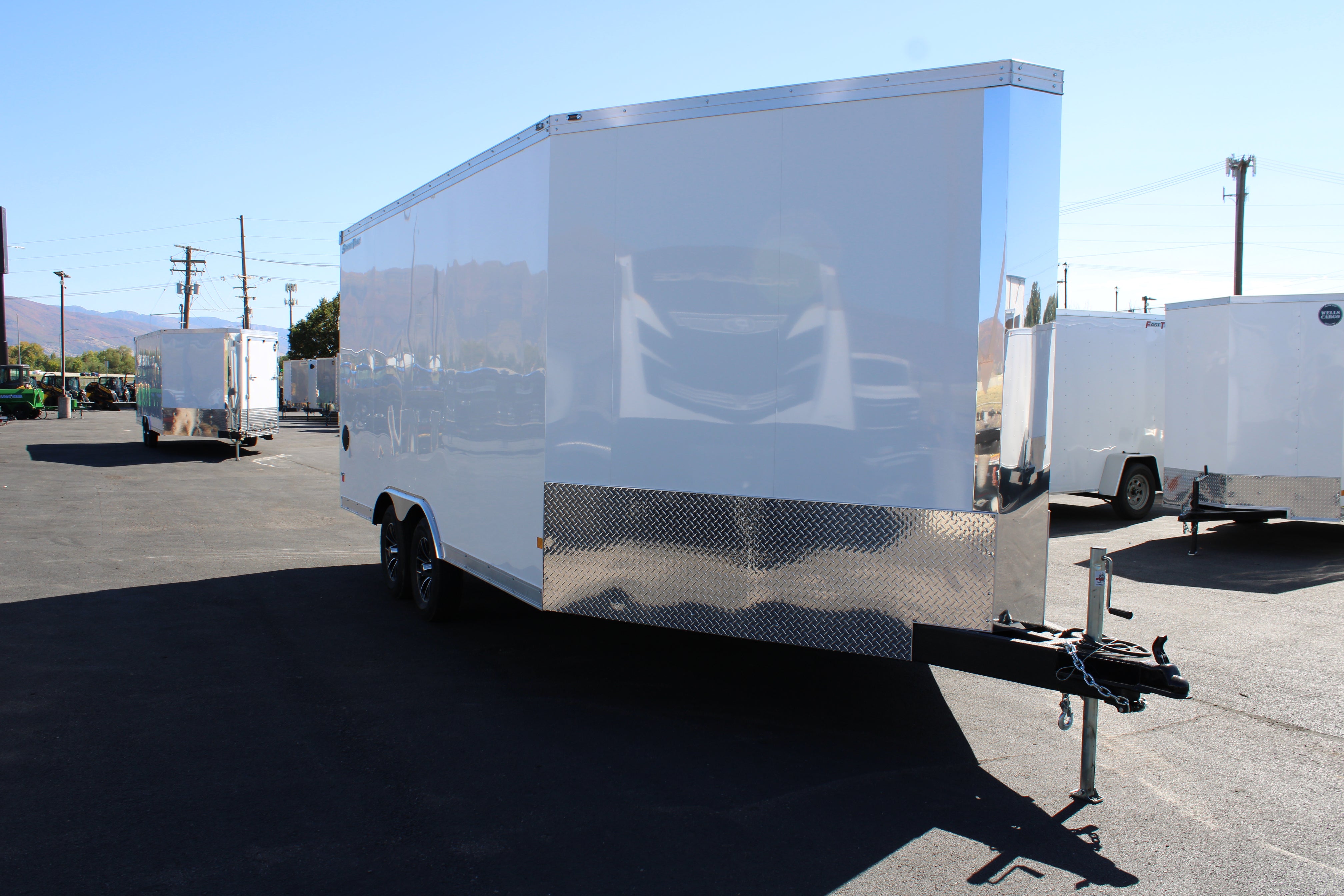 2023 Cargo Mate 24' Enclosed Trailer
