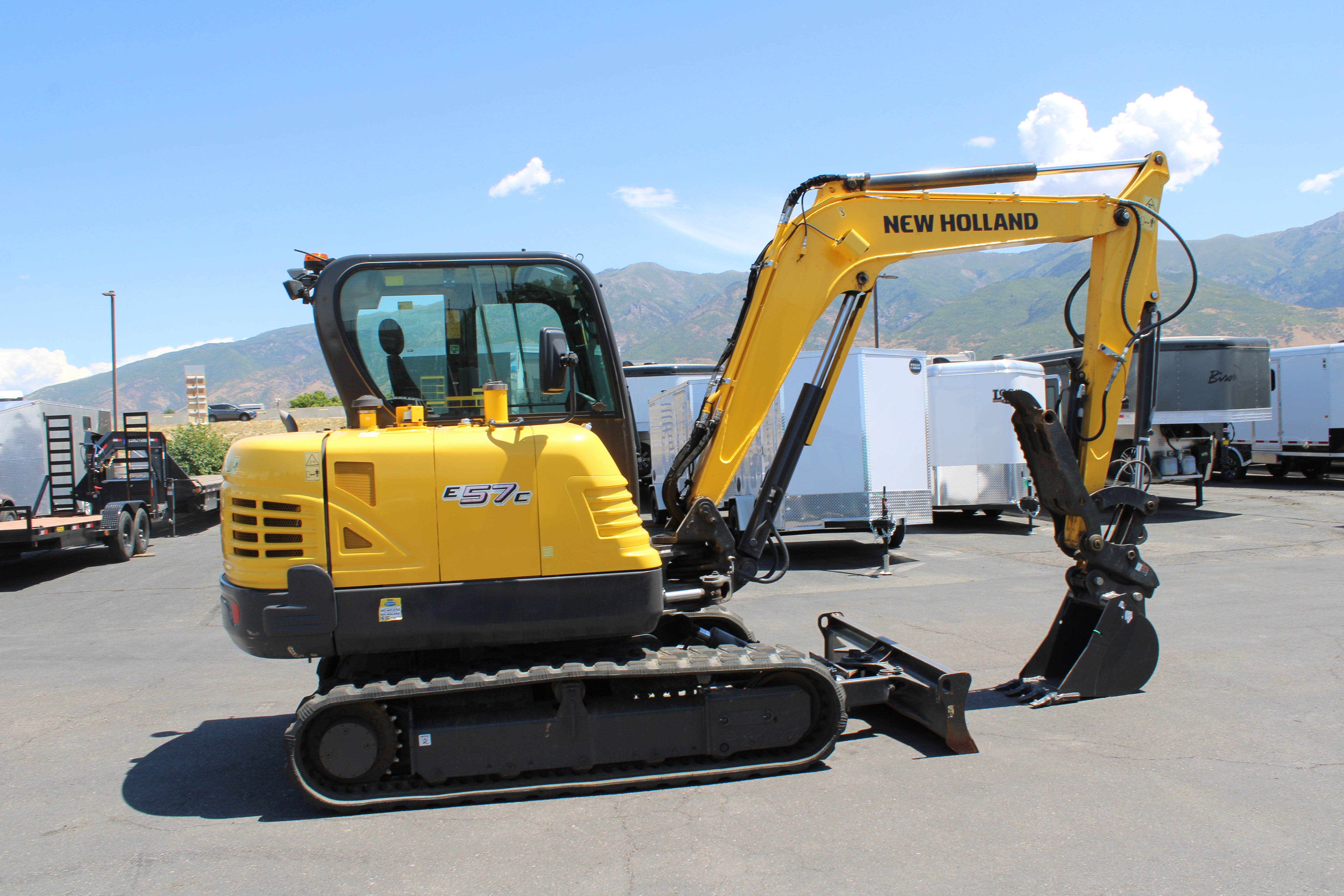 New Holland E57C