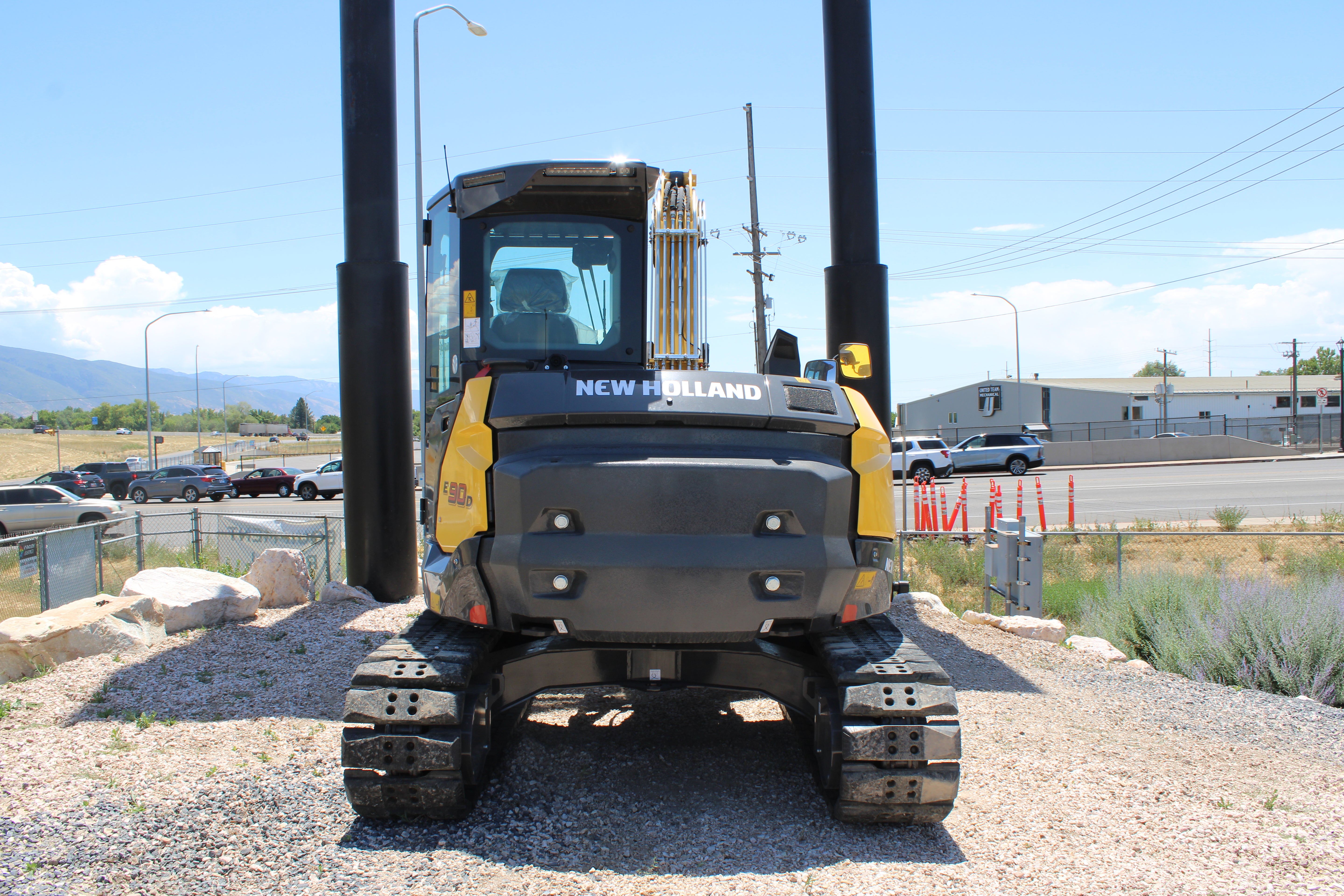 New Holland E90