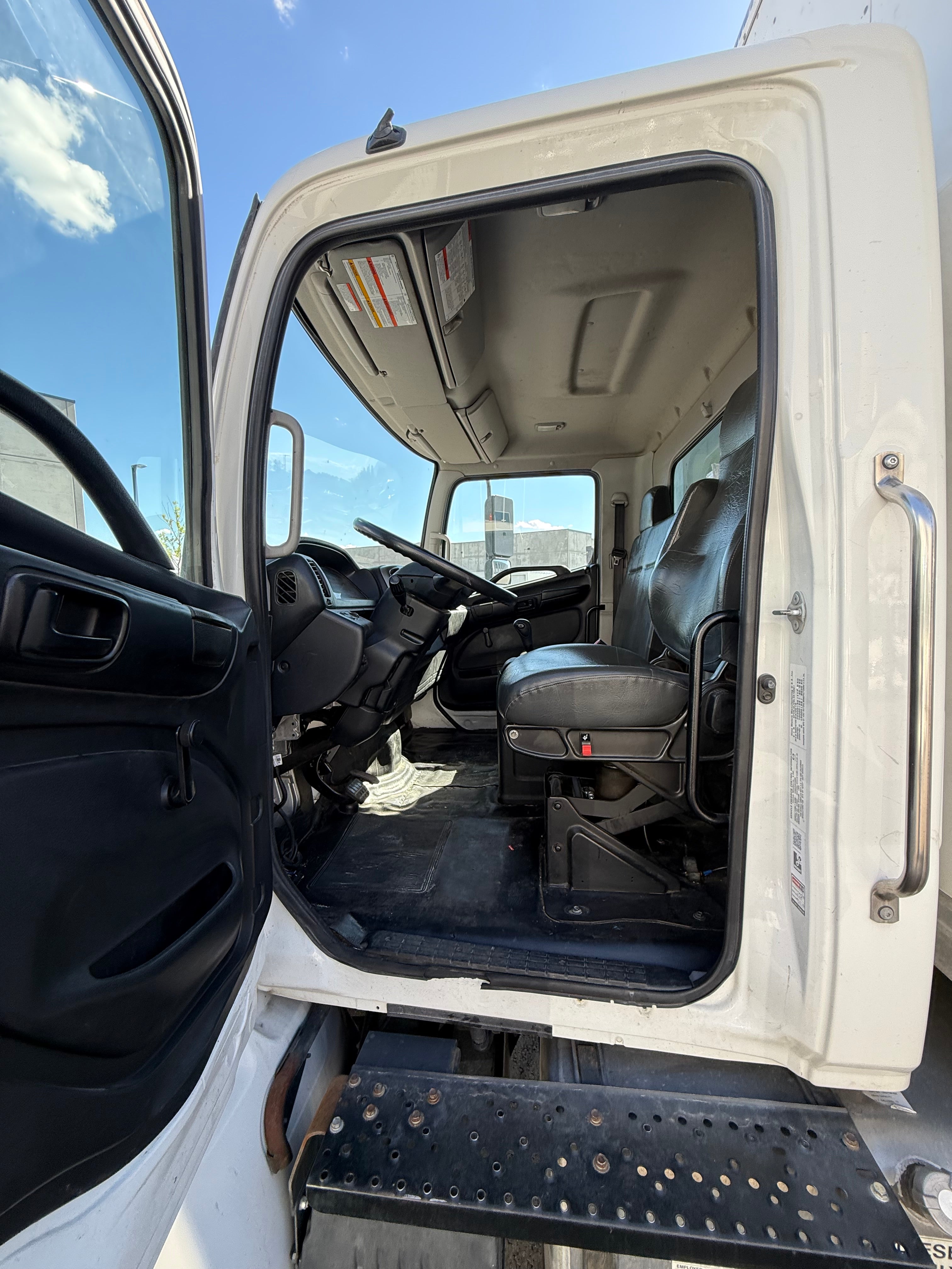 Used 2020 Hino 268A 26,000 GVW 26' Box Truck