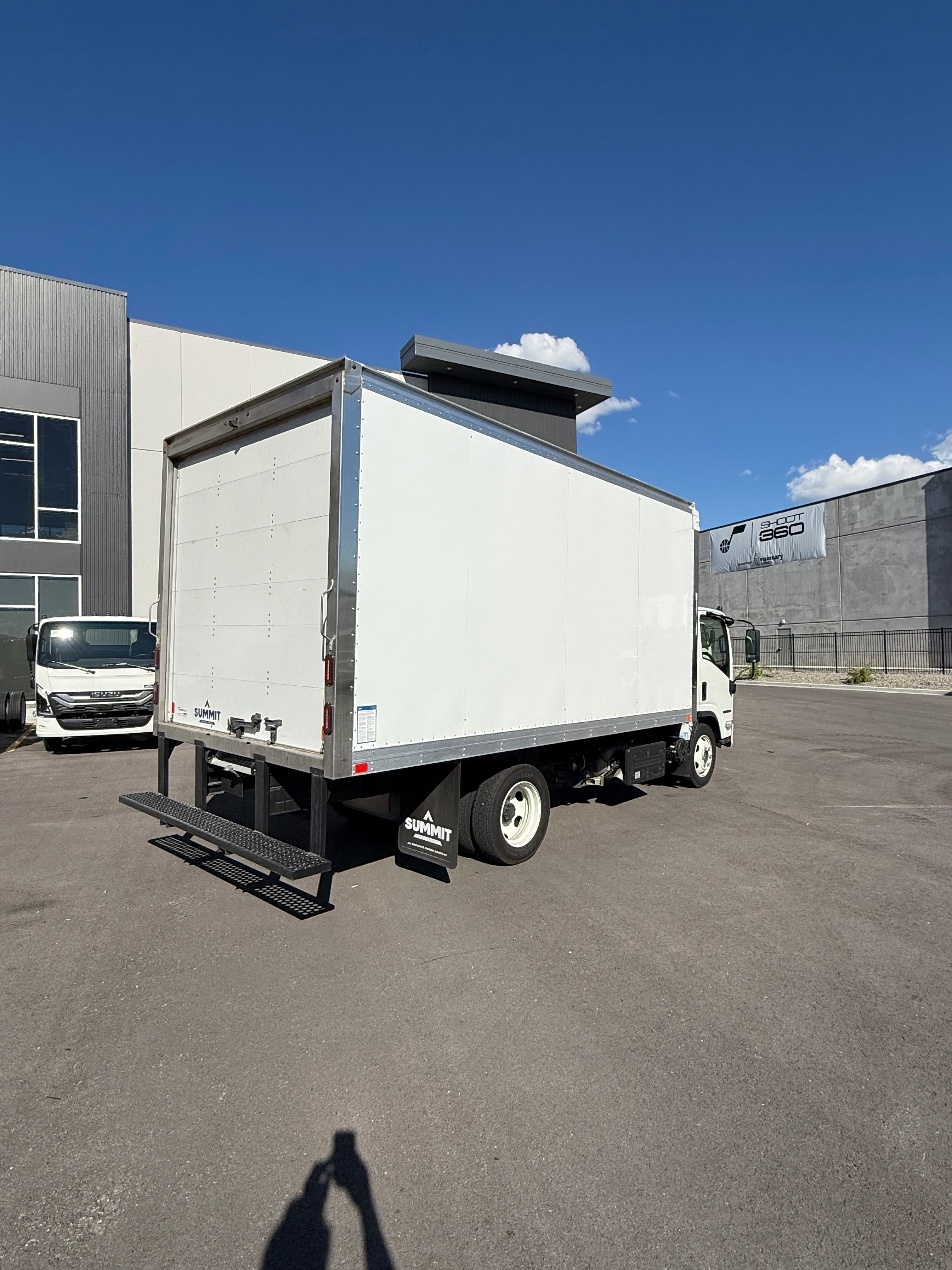 2025 ISUZU NRR Diesel 16" Box Truck Demo