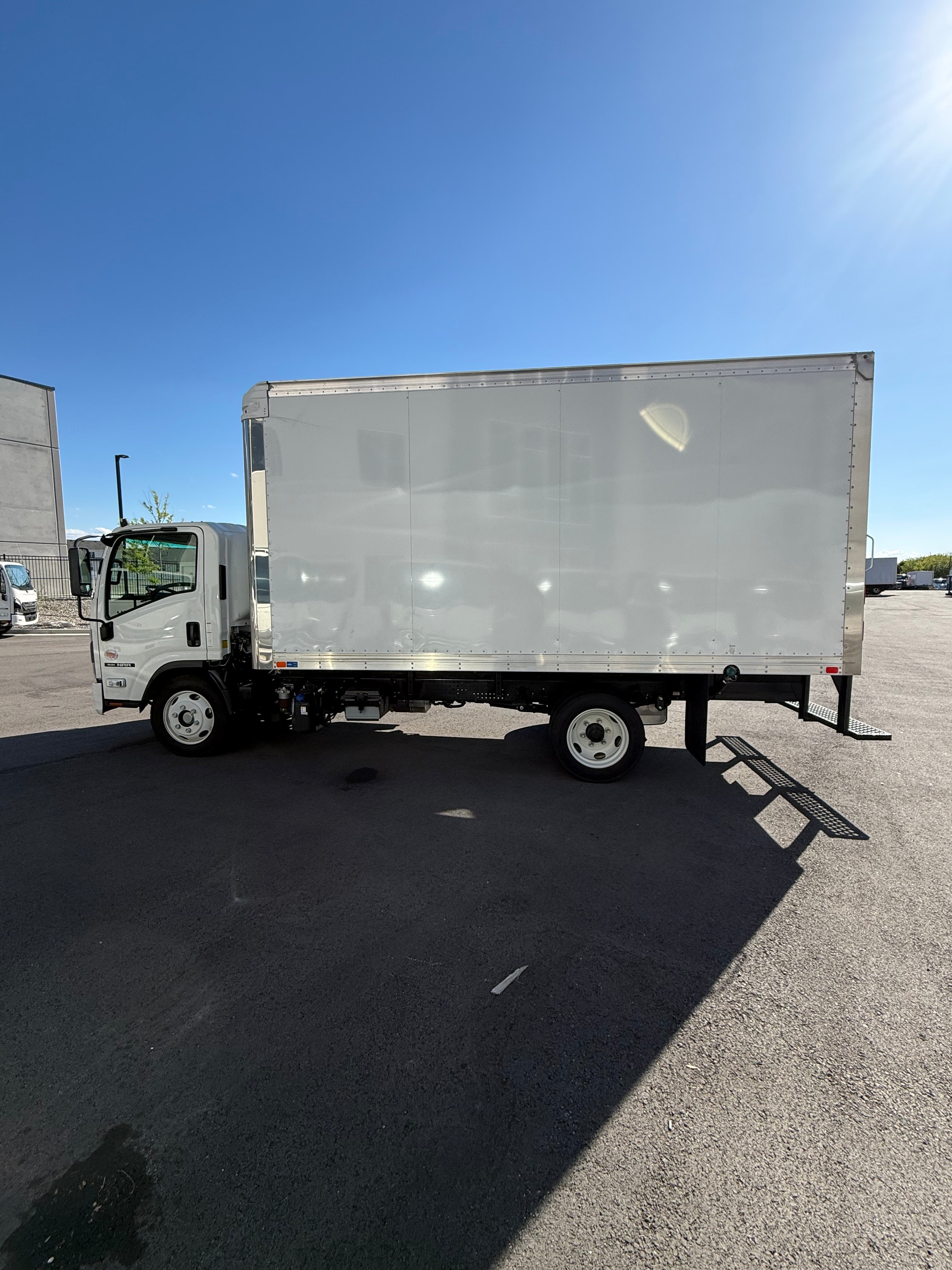 2025 ISUZU NRR Diesel 16" Box Truck Demo
