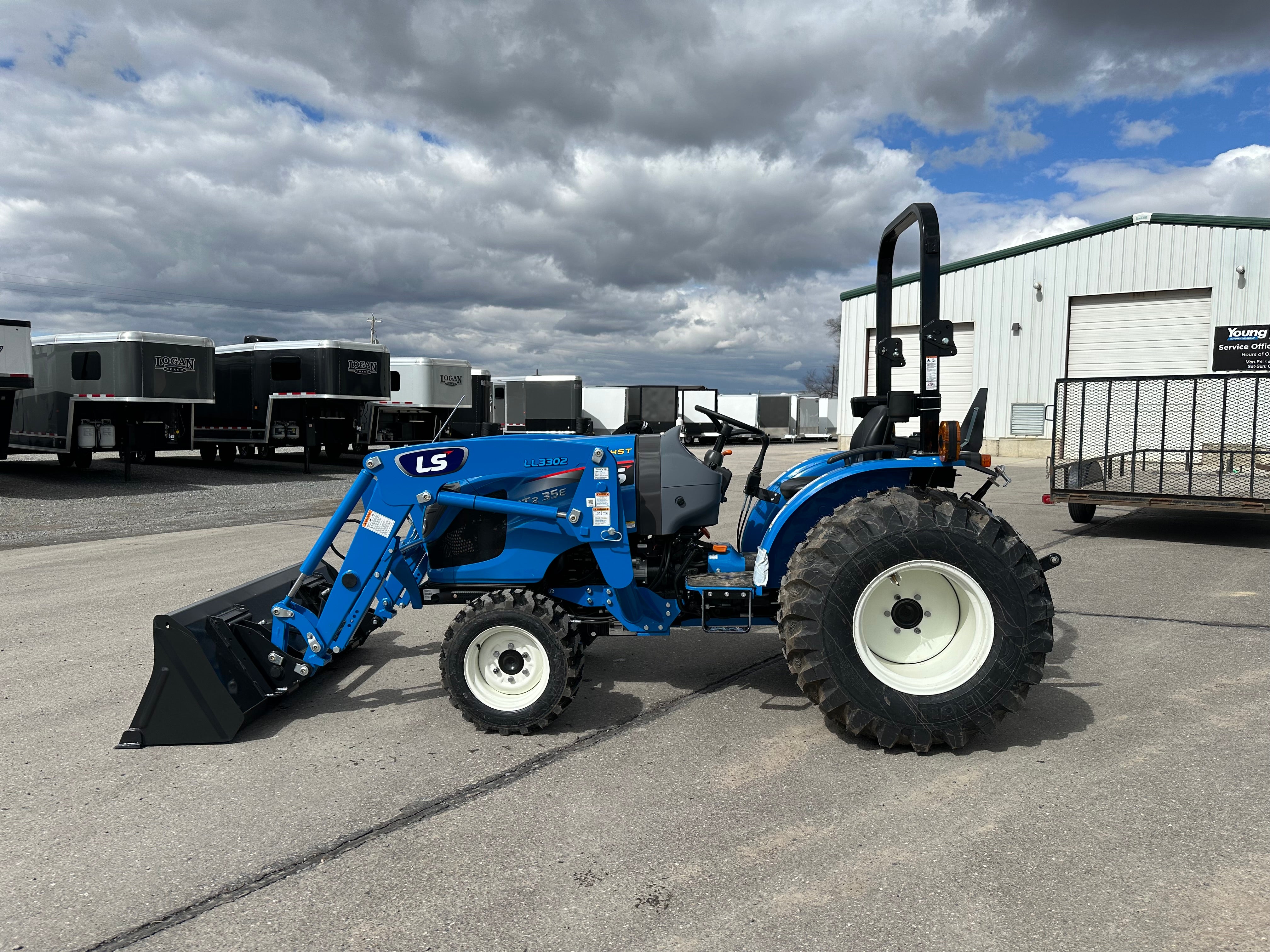 2024 LS TRACTOR MT235E WITH LOADER