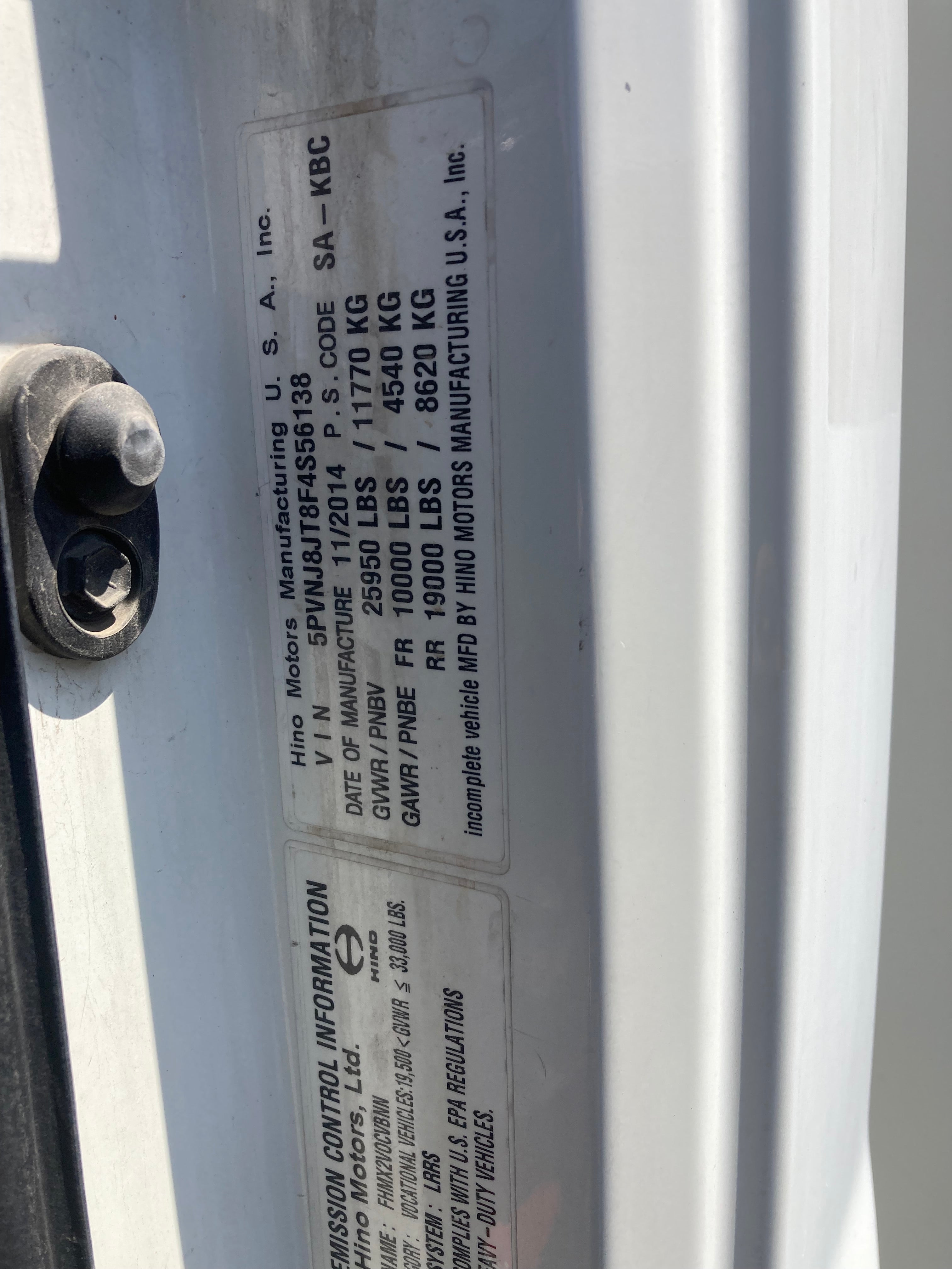 Used 2015 Hino 268A 26,000 GVW 26' Box Truck