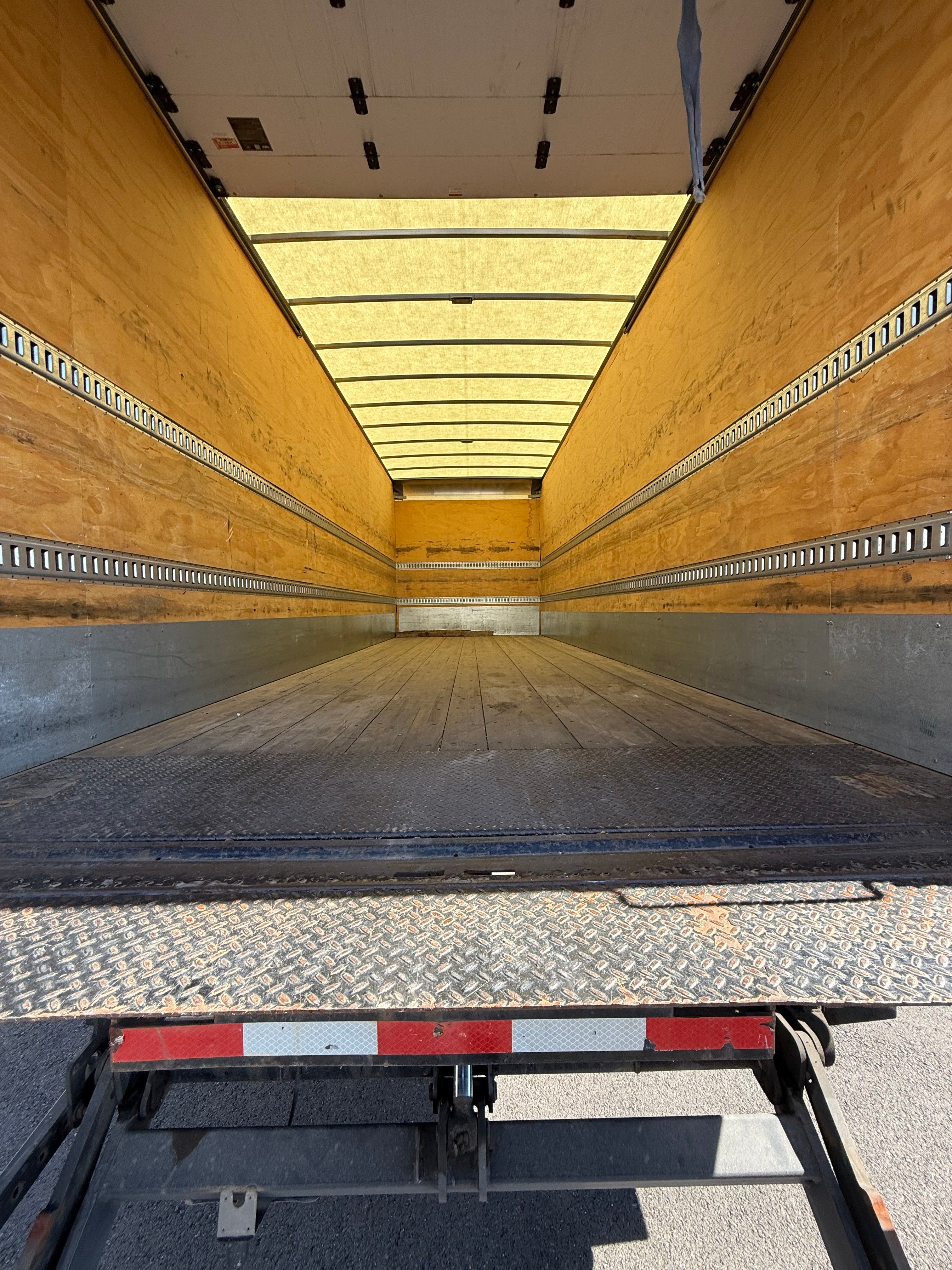 2025 HINO L6 Box Truck