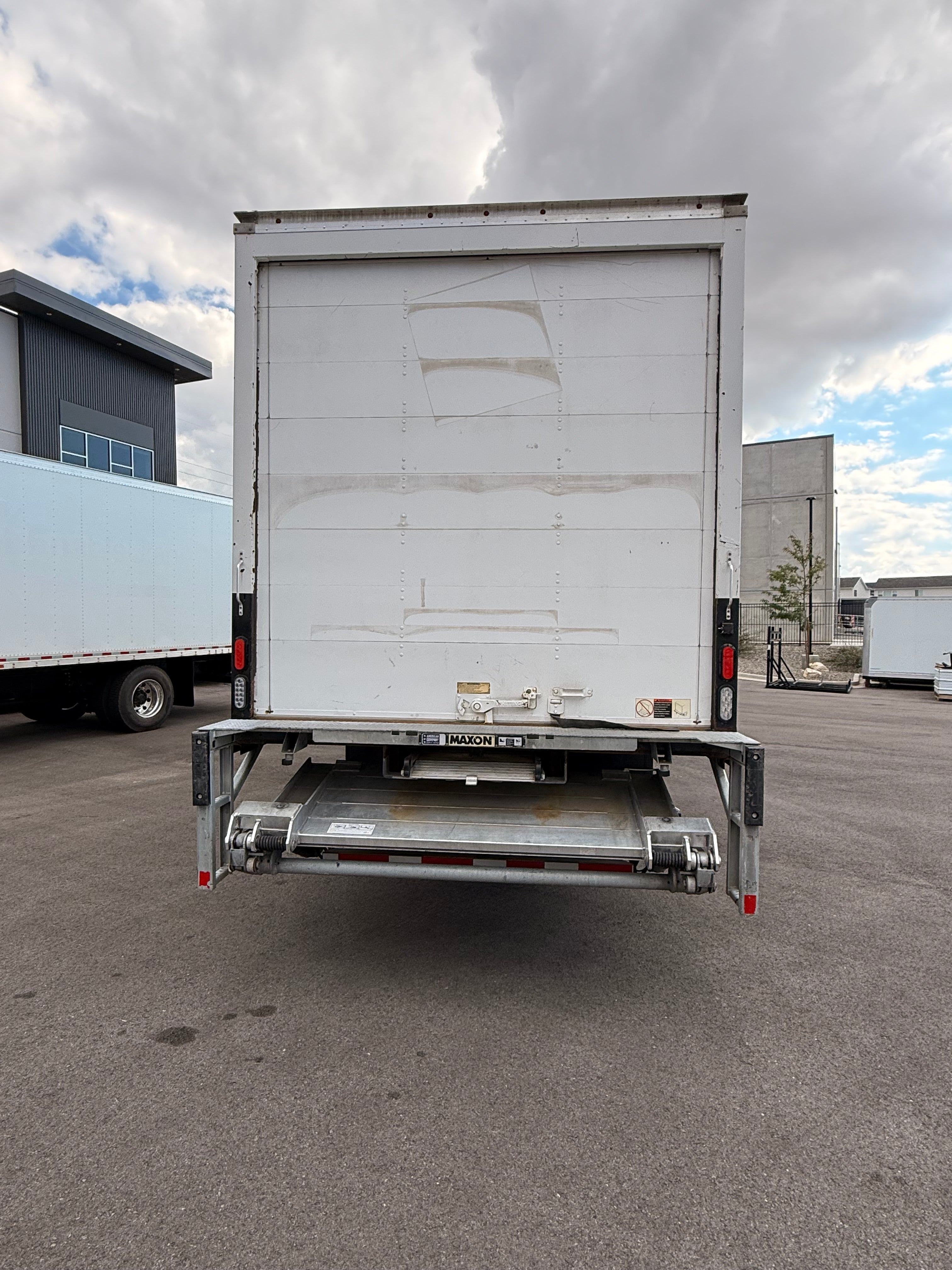 USED 2020 HINO 268A 26,000 GVW 26' BOX TRUCK