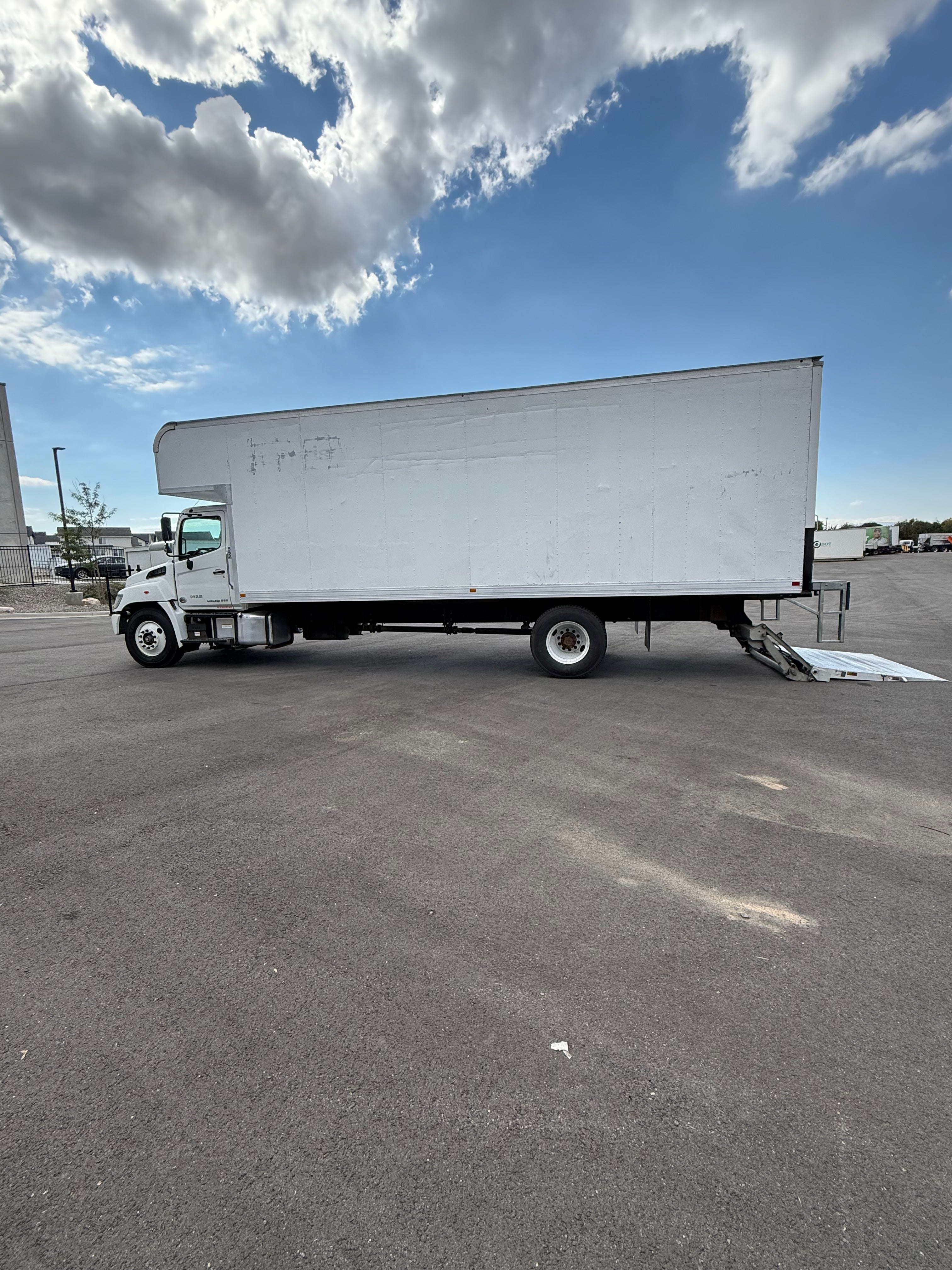 USED 2020 HINO 268A 26,000 GVW 26' BOX TRUCK