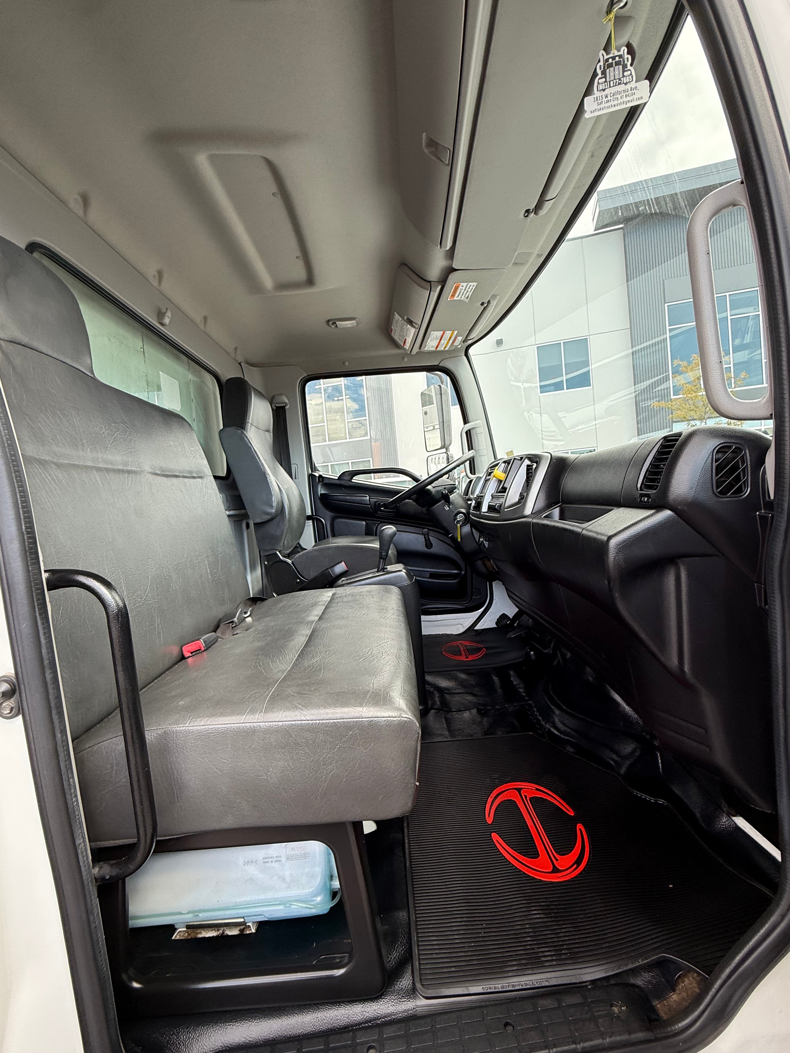 USED 2020 HINO 268A 26,000 GVW 26' BOX TRUCK